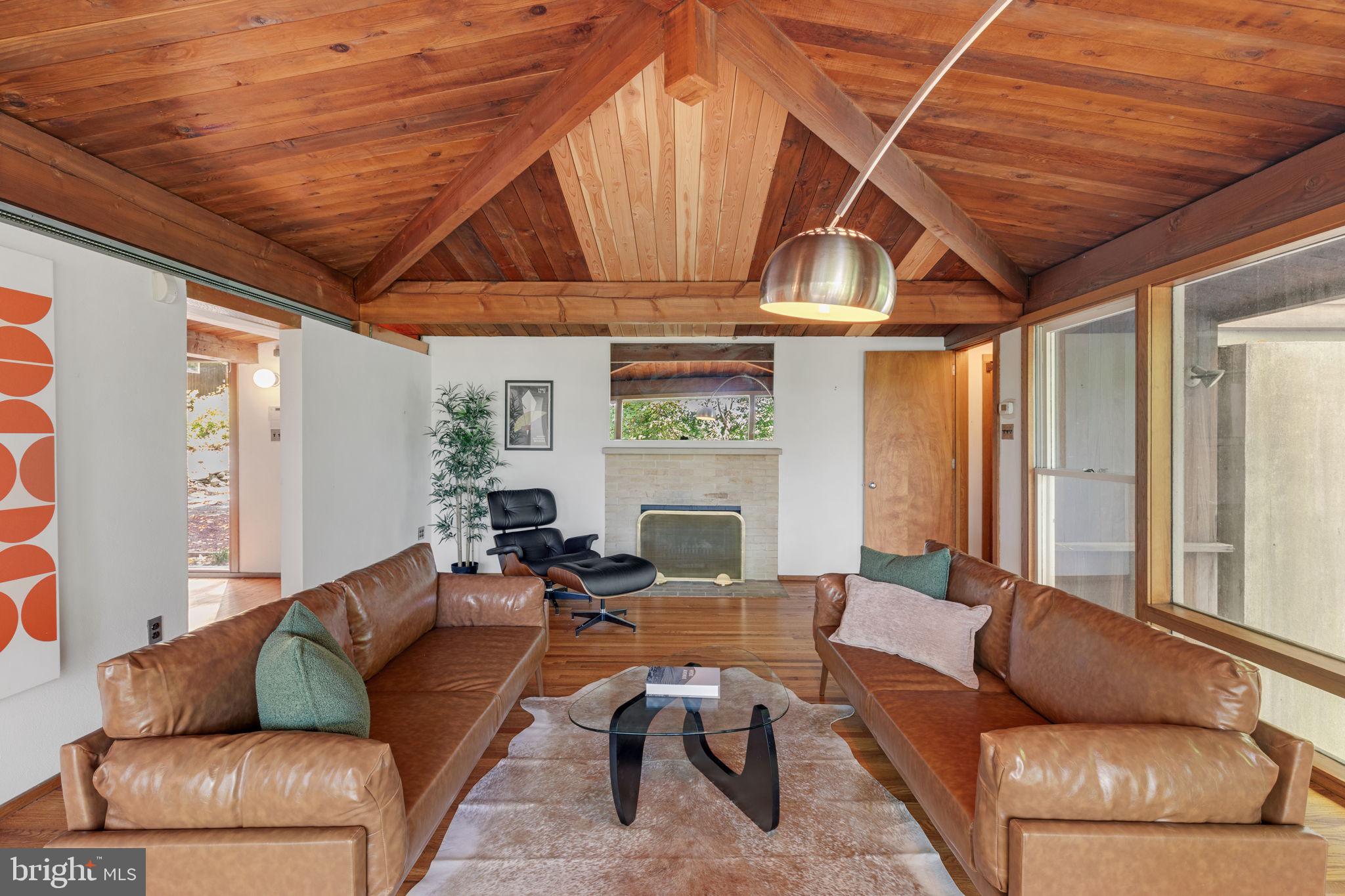417 Hidden River ROAD
