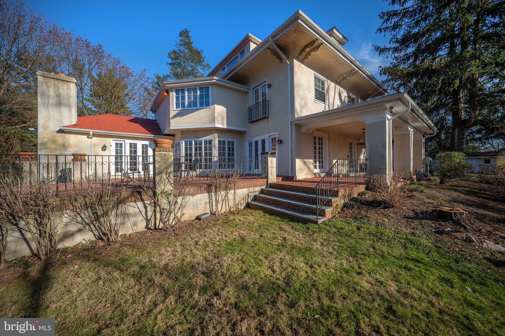 900 Youngsford ROAD