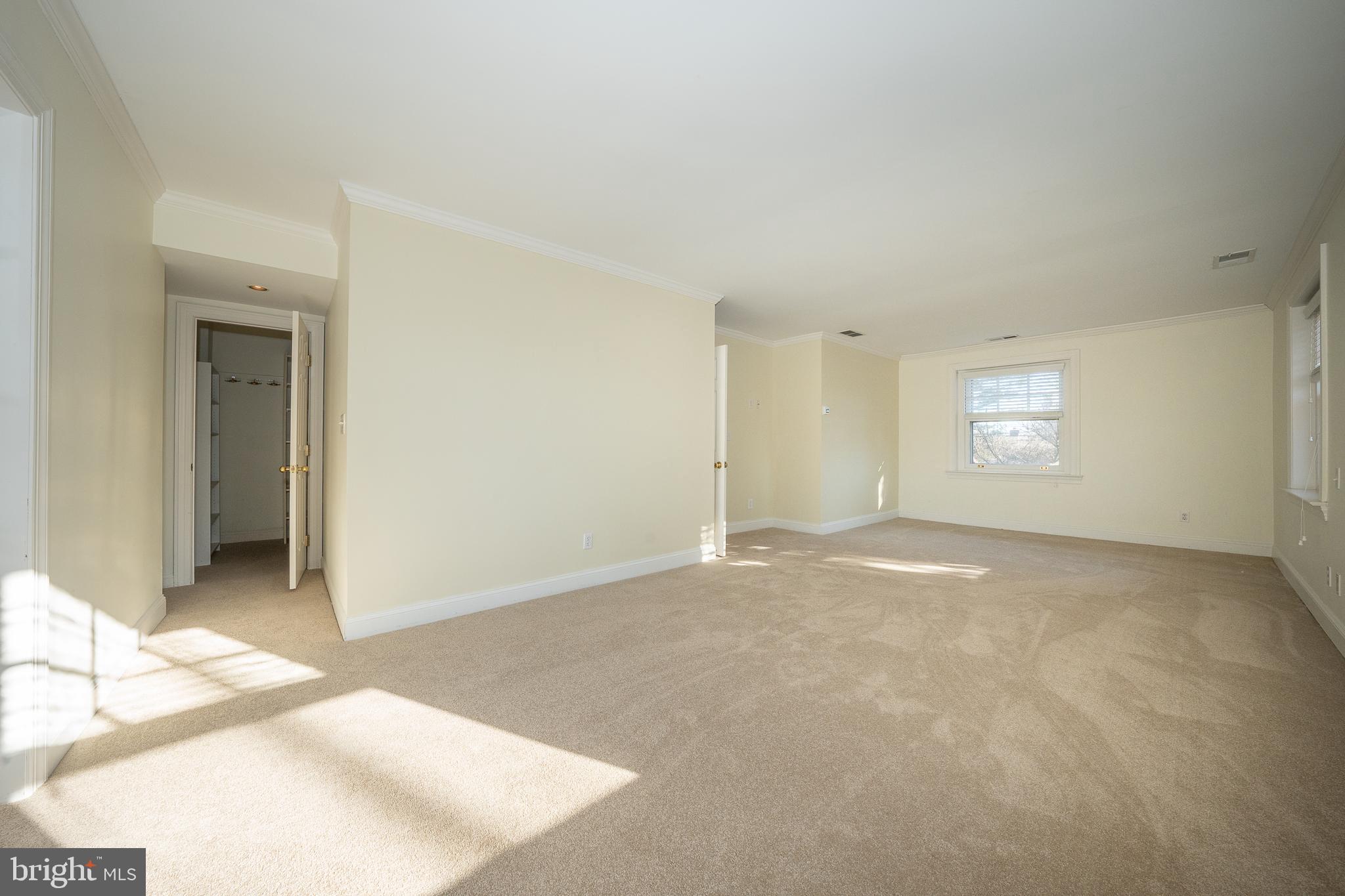 900 Youngsford ROAD