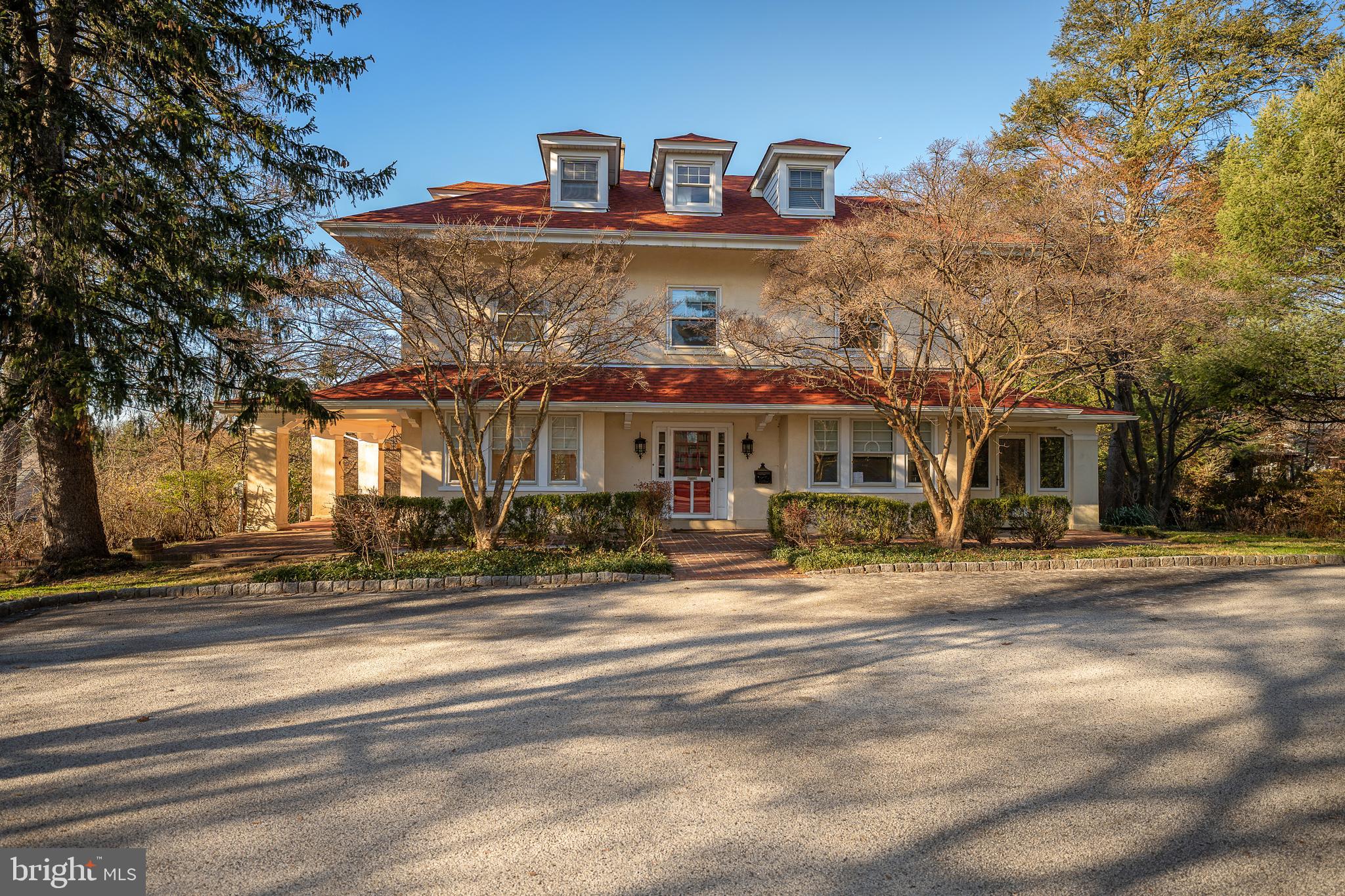 900 Youngsford ROAD