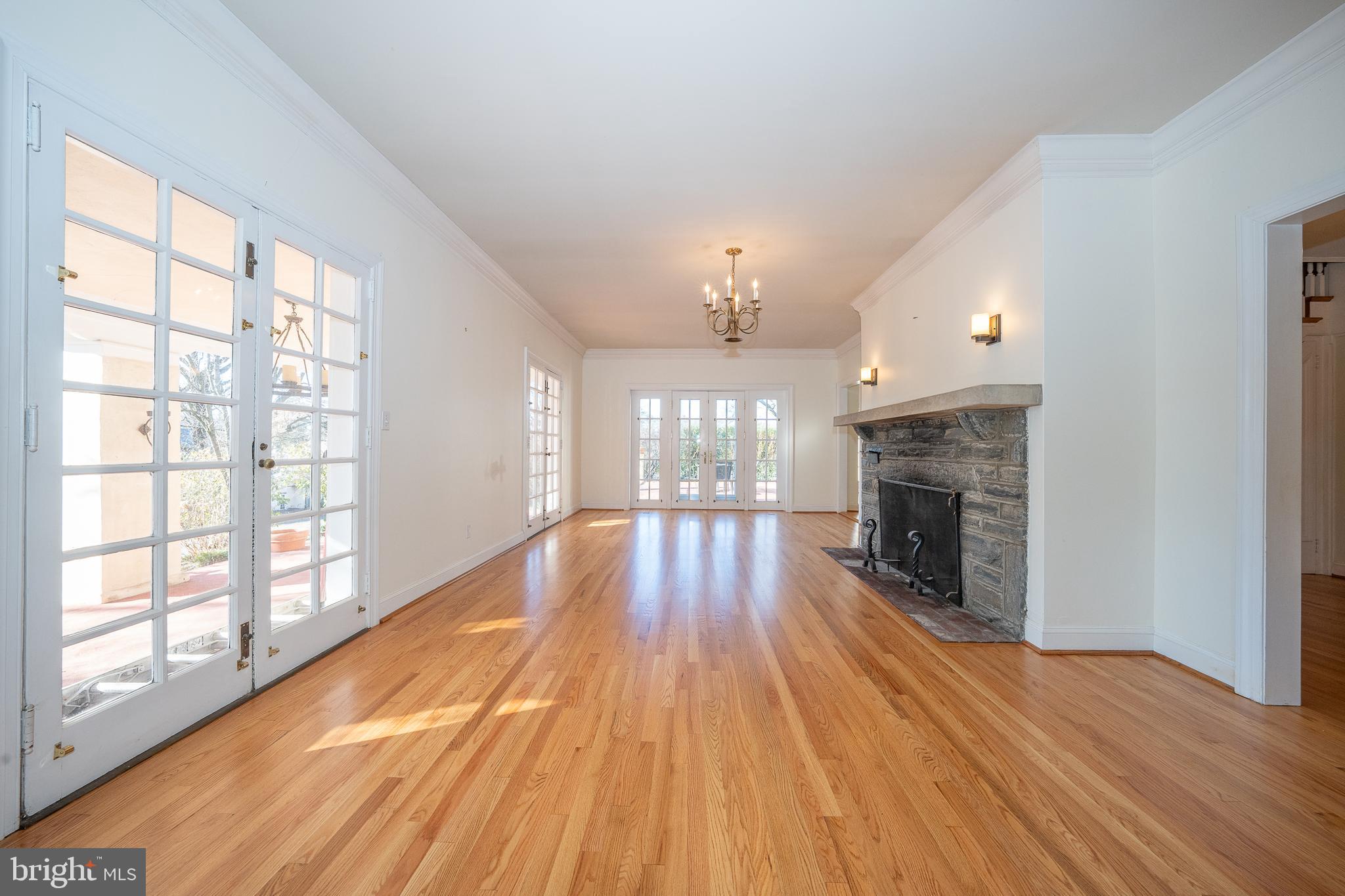 900 Youngsford ROAD