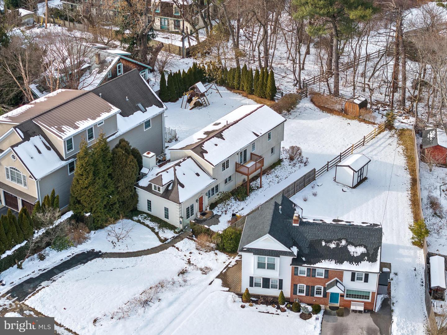 1155 Maplecrest Circle