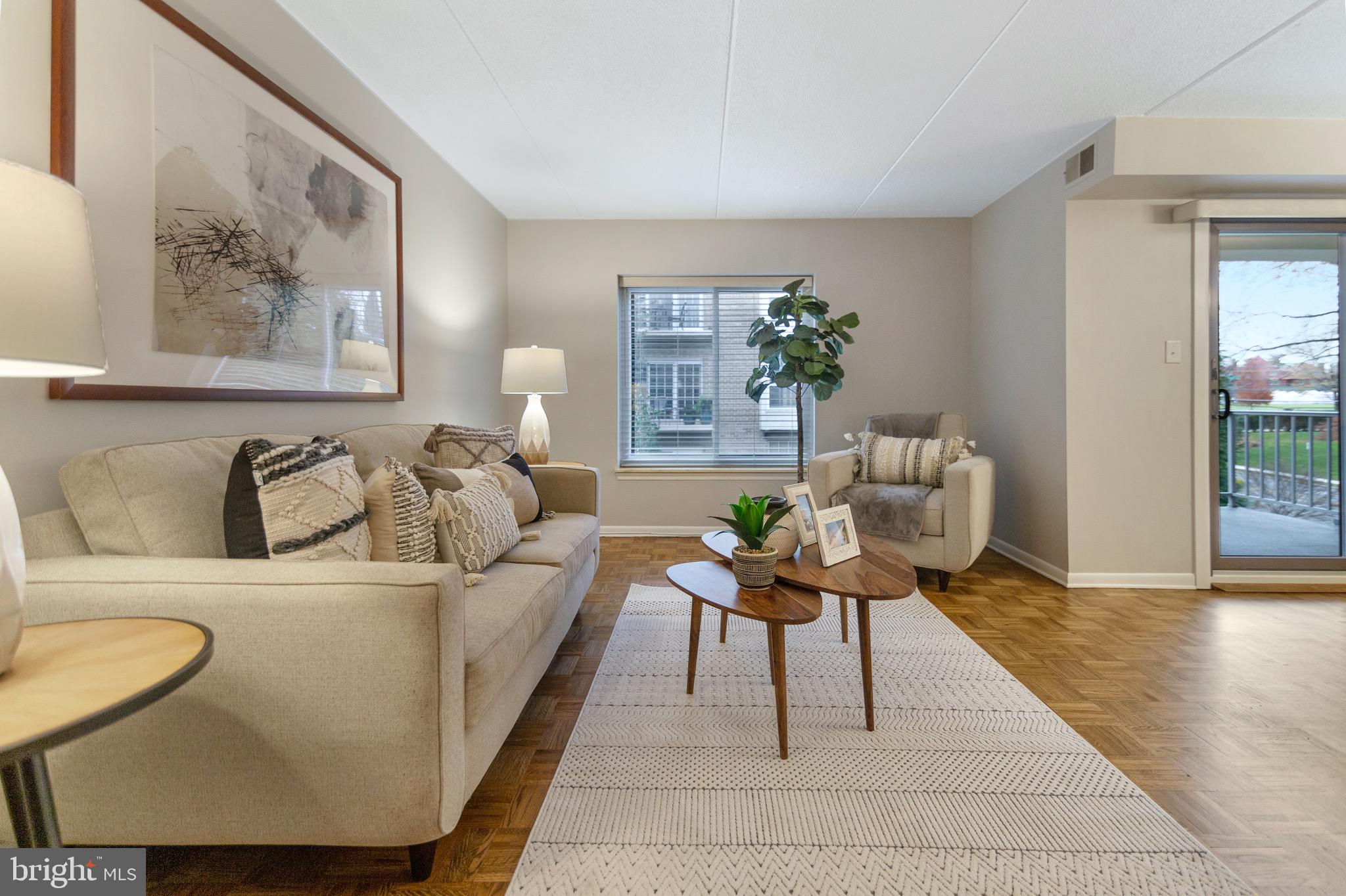 260 Montgomery Ave #303