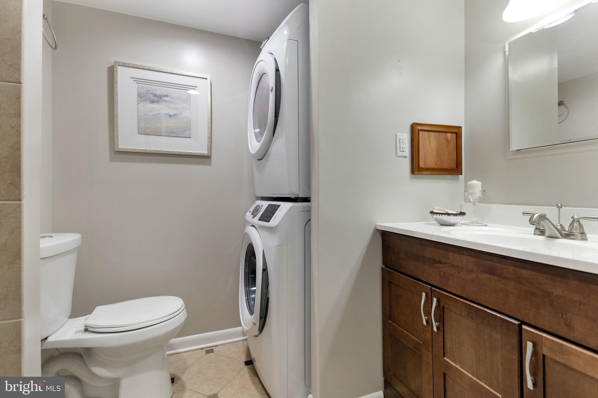 260 Montgomery Ave #303