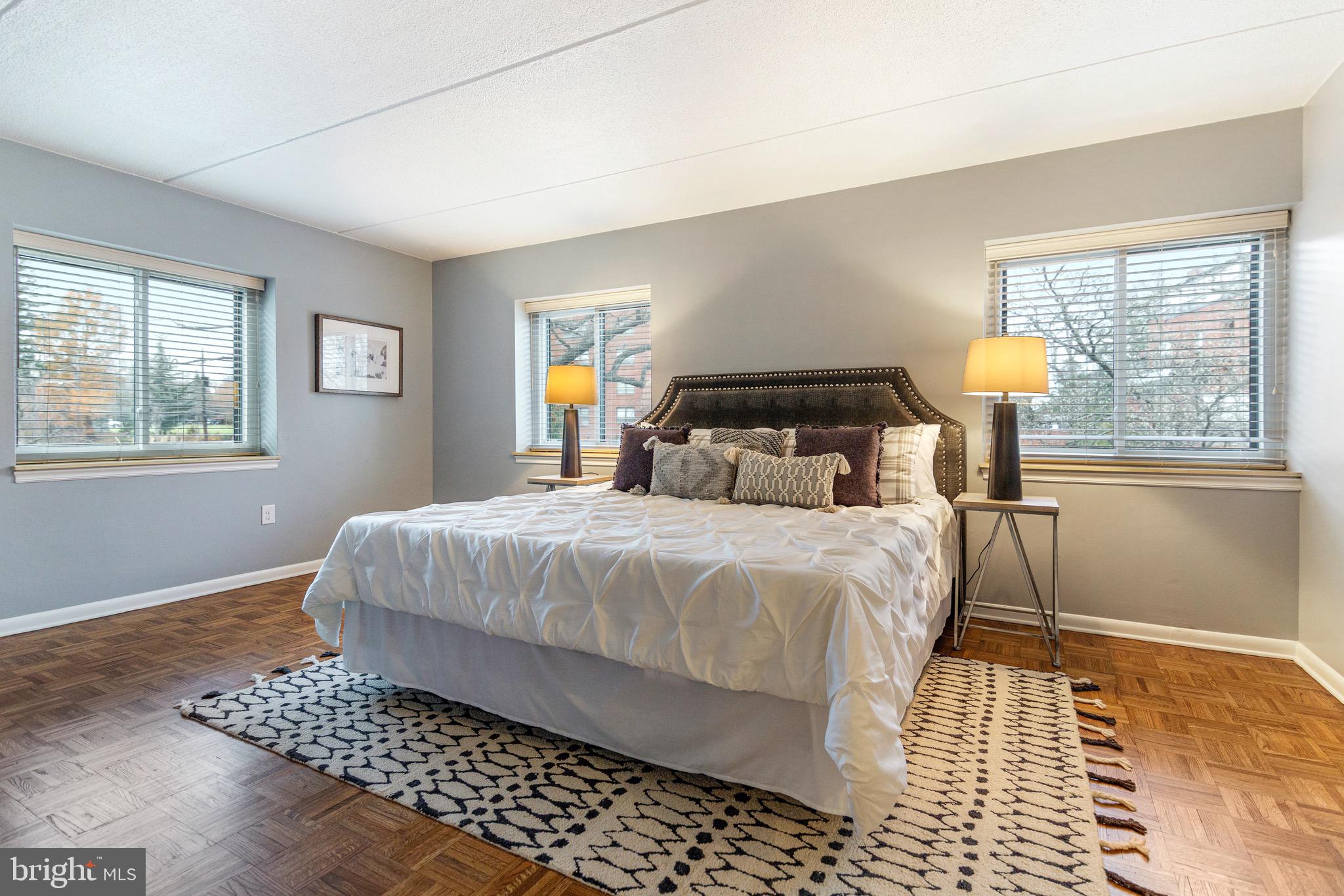 260 Montgomery Ave #303