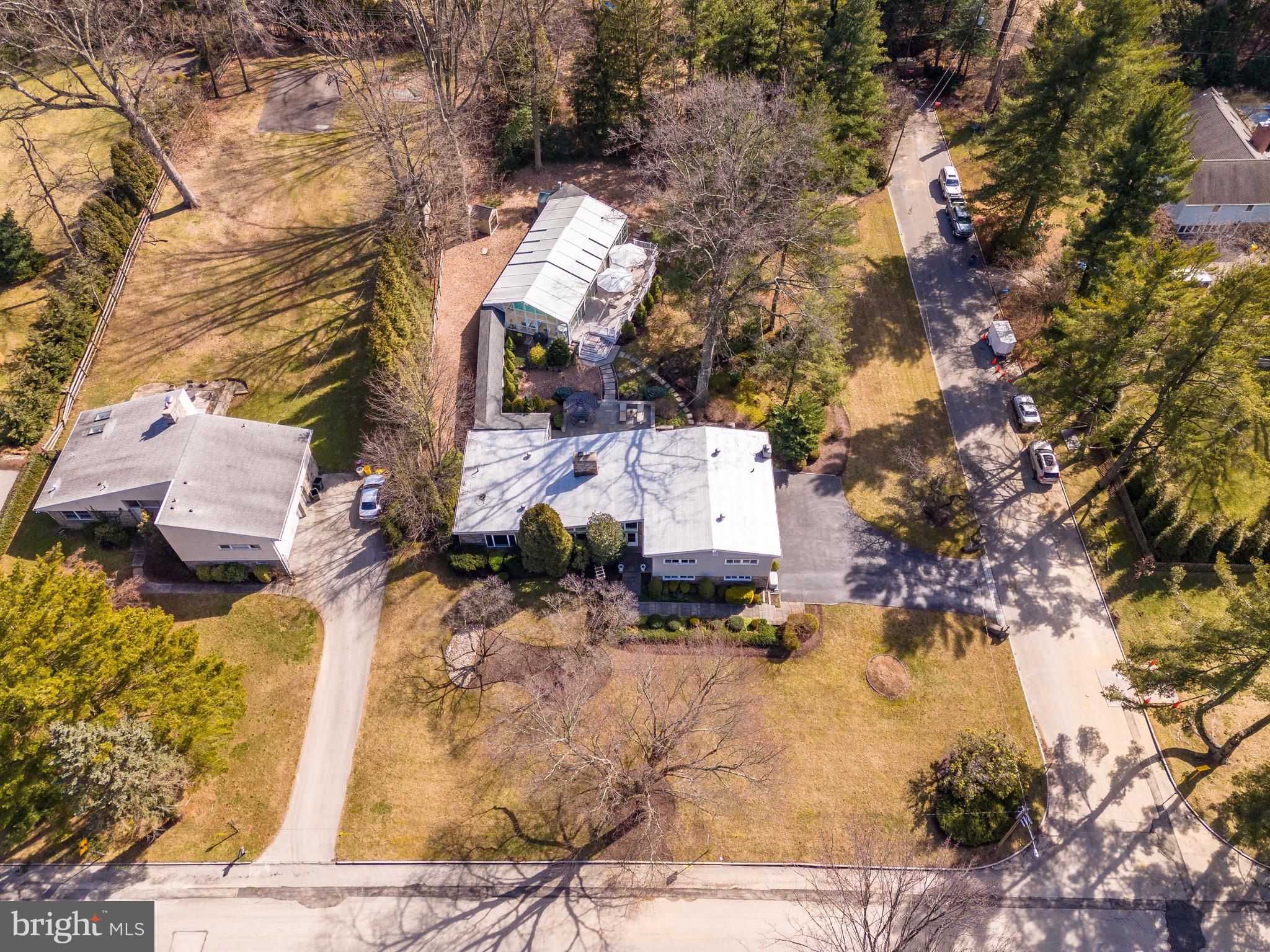 401 Clairemont Rd