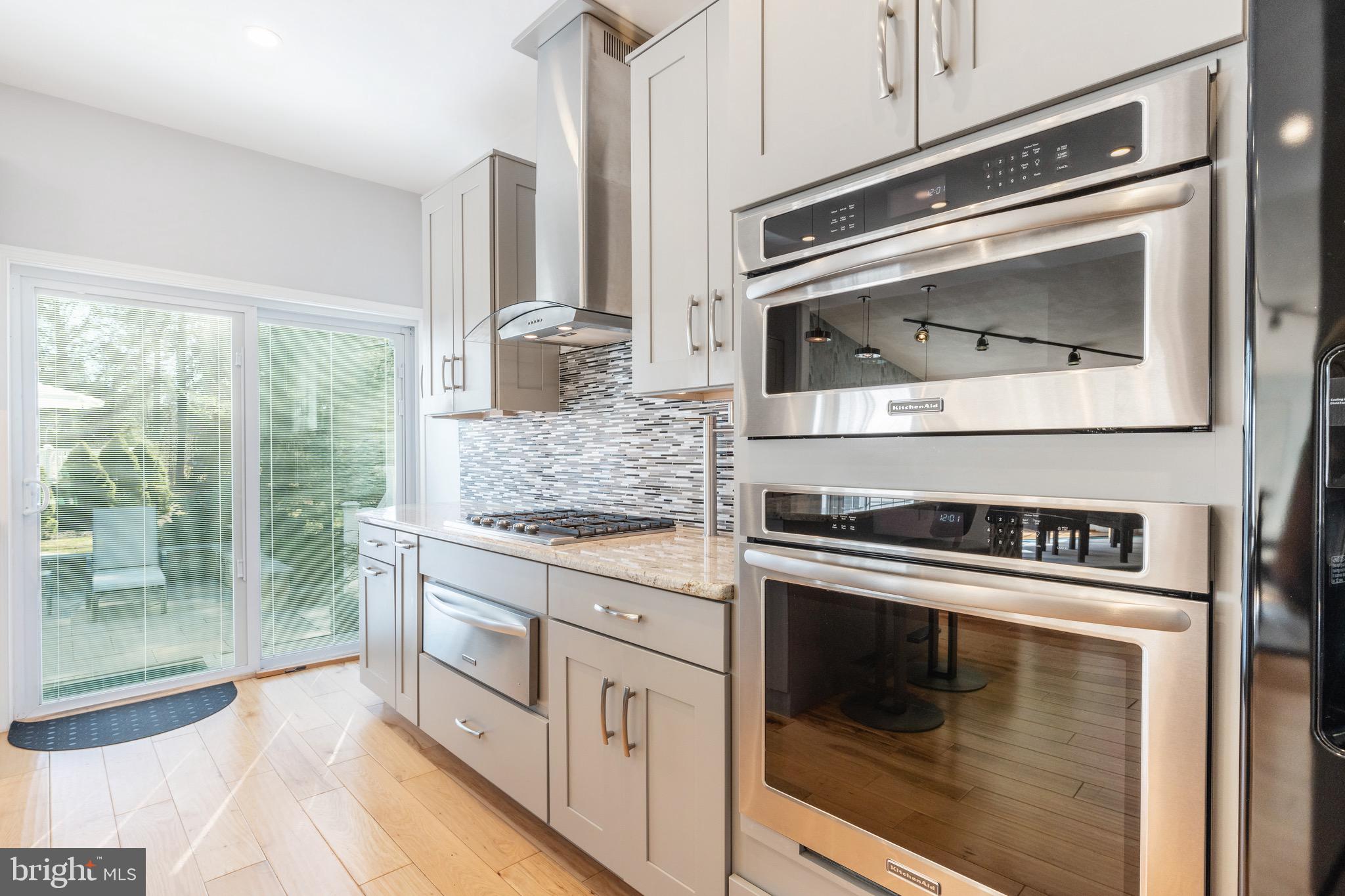 401 Clairemont Rd