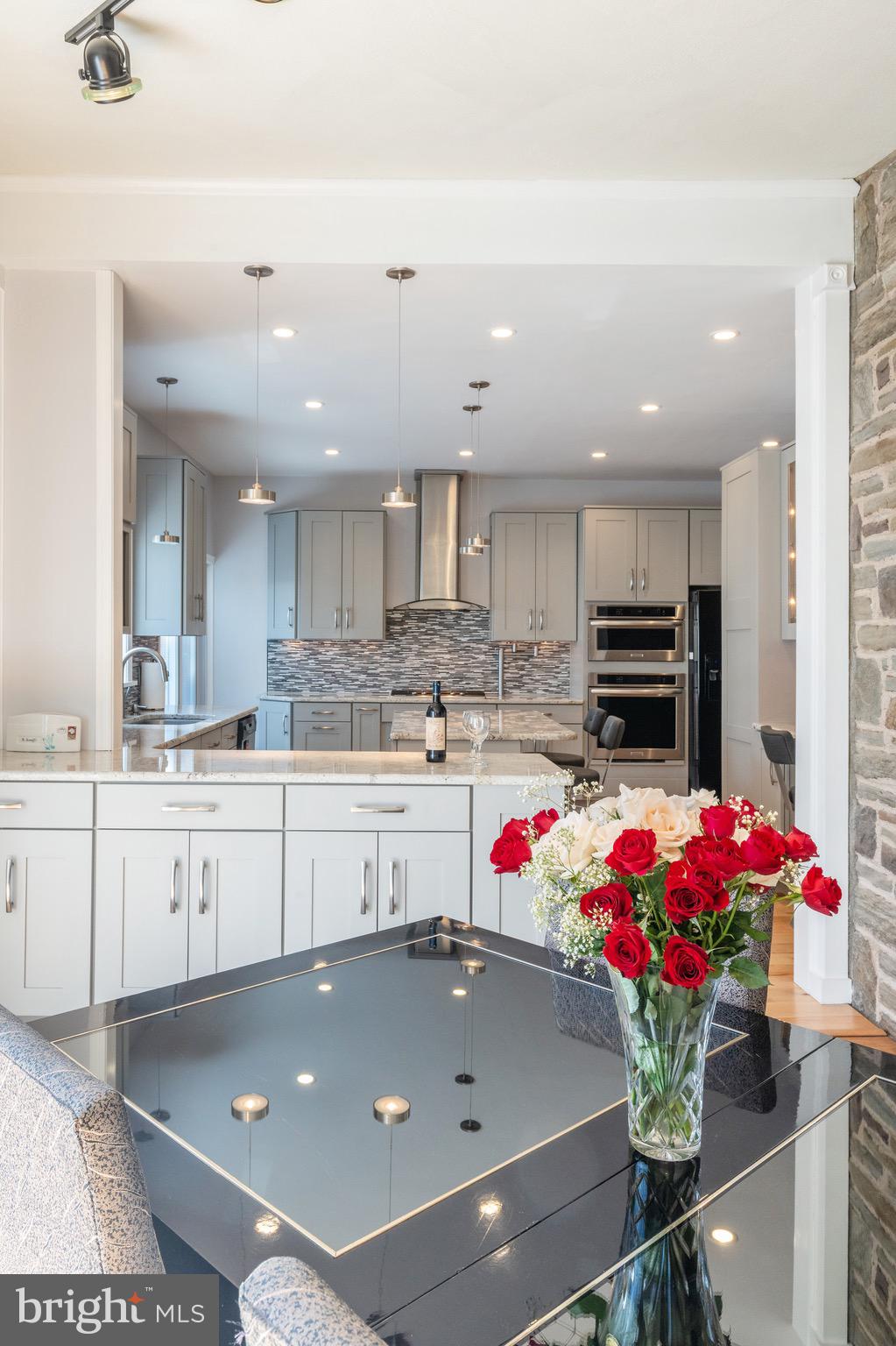 401 Clairemont Rd