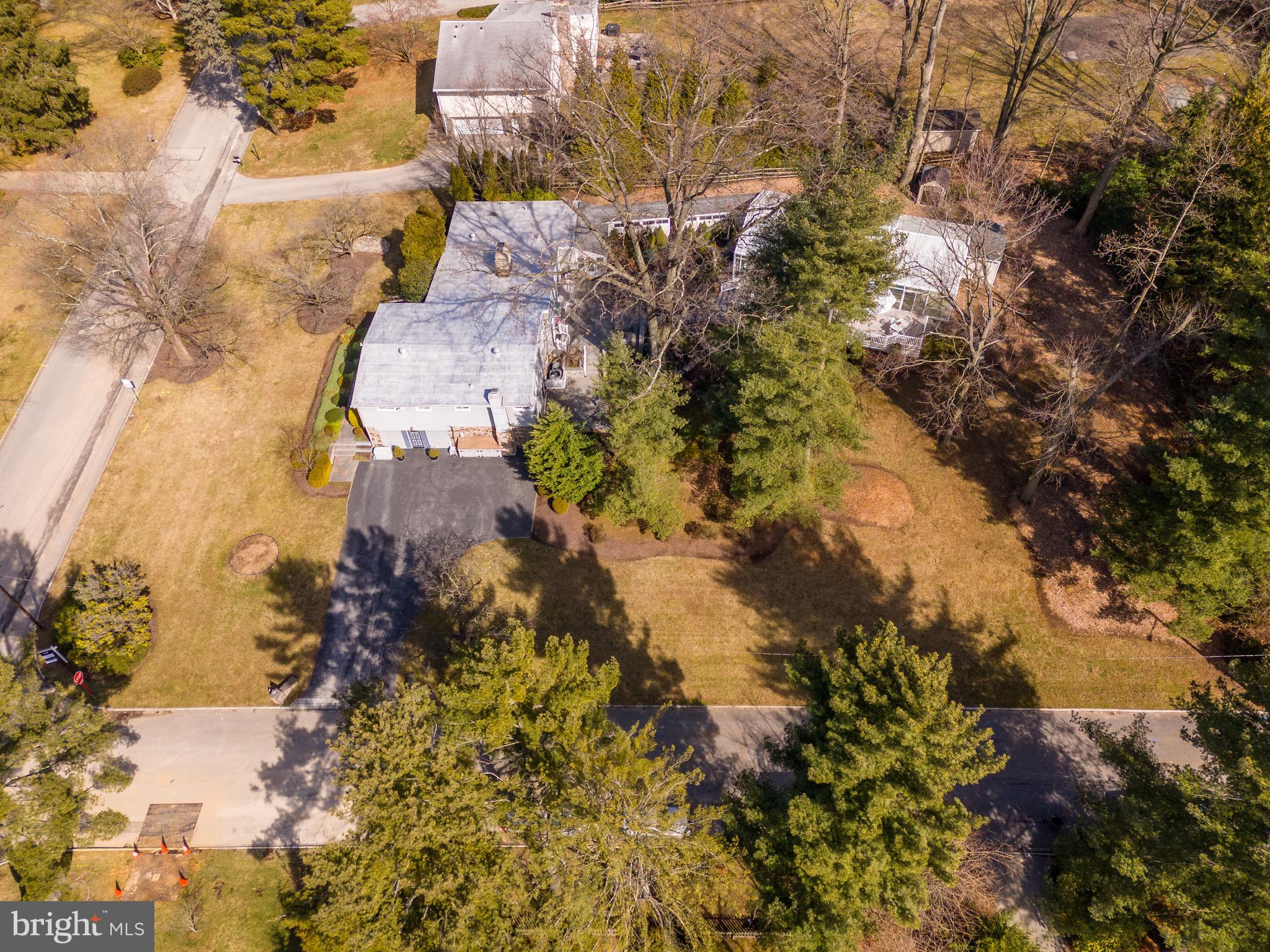 401 Clairemont Rd