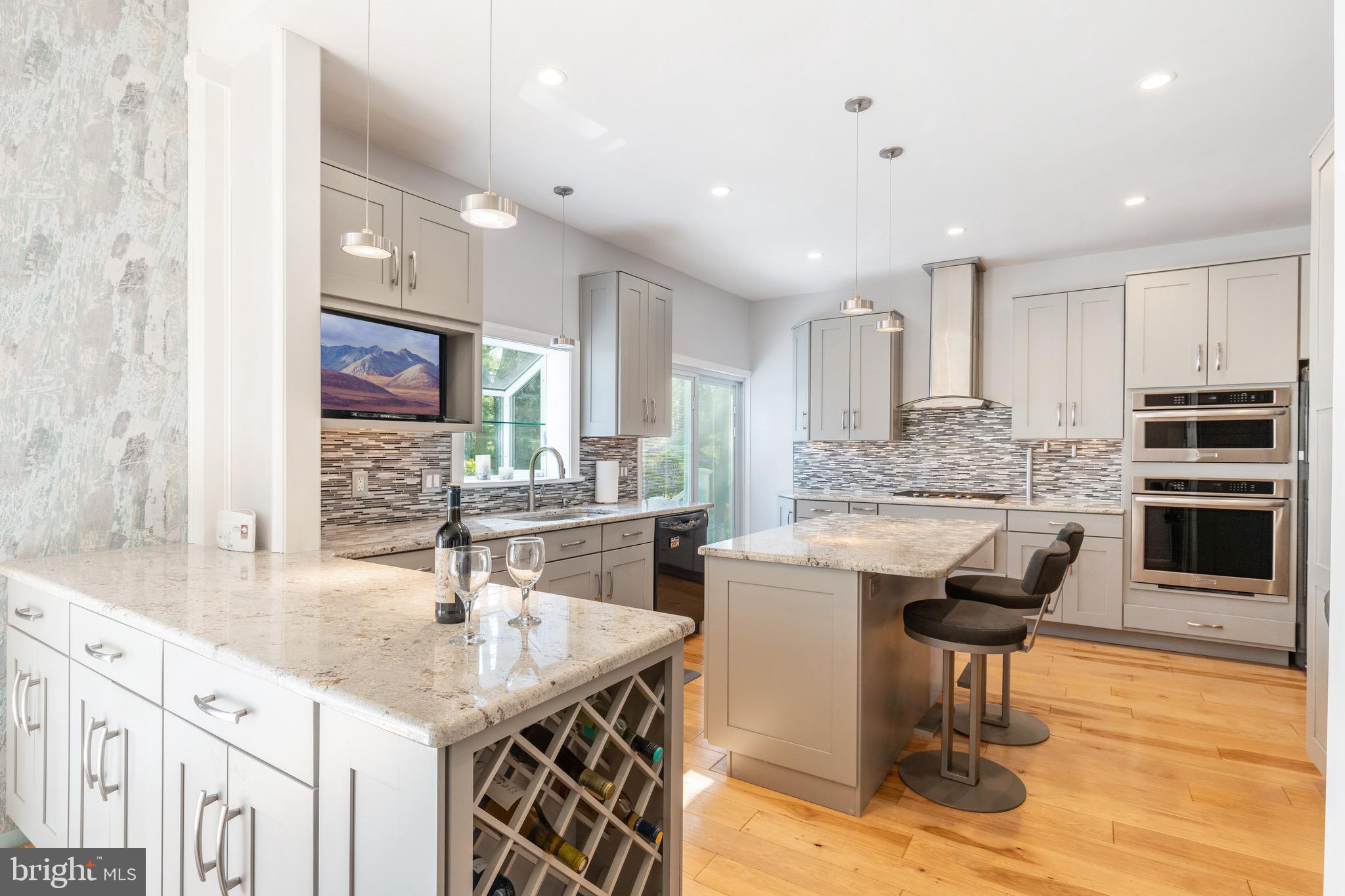 401 Clairemont Rd