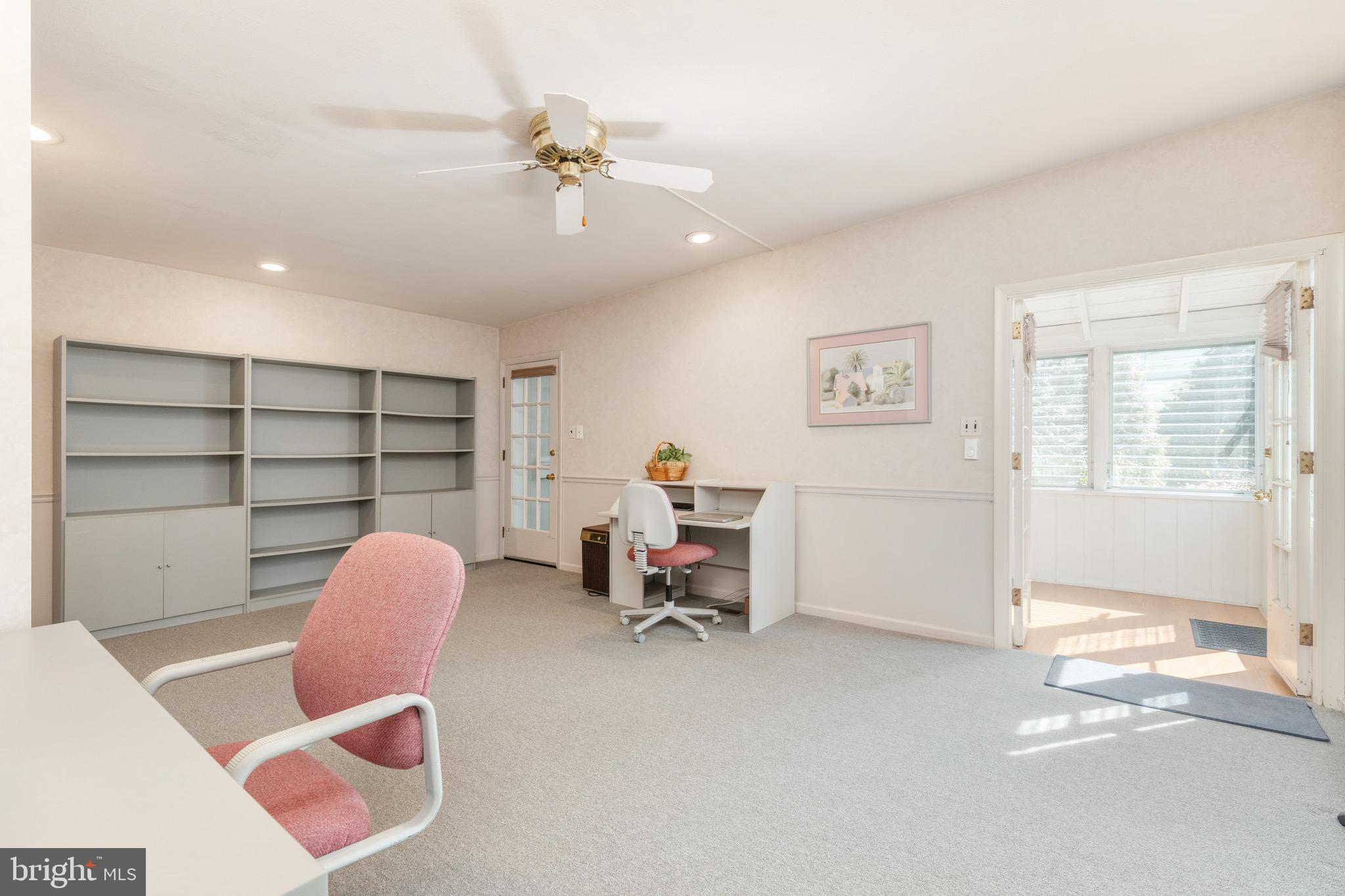 401 Clairemont Rd