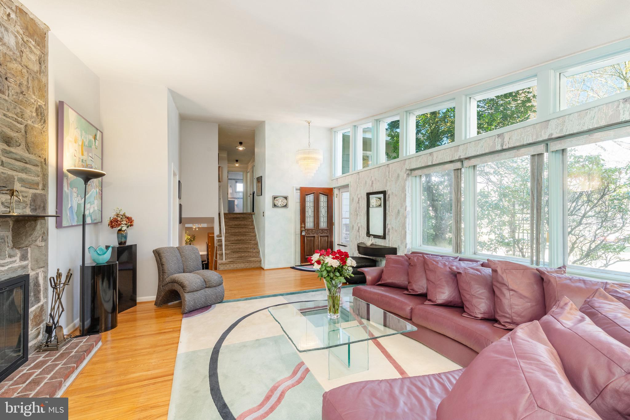 401 Clairemont Rd