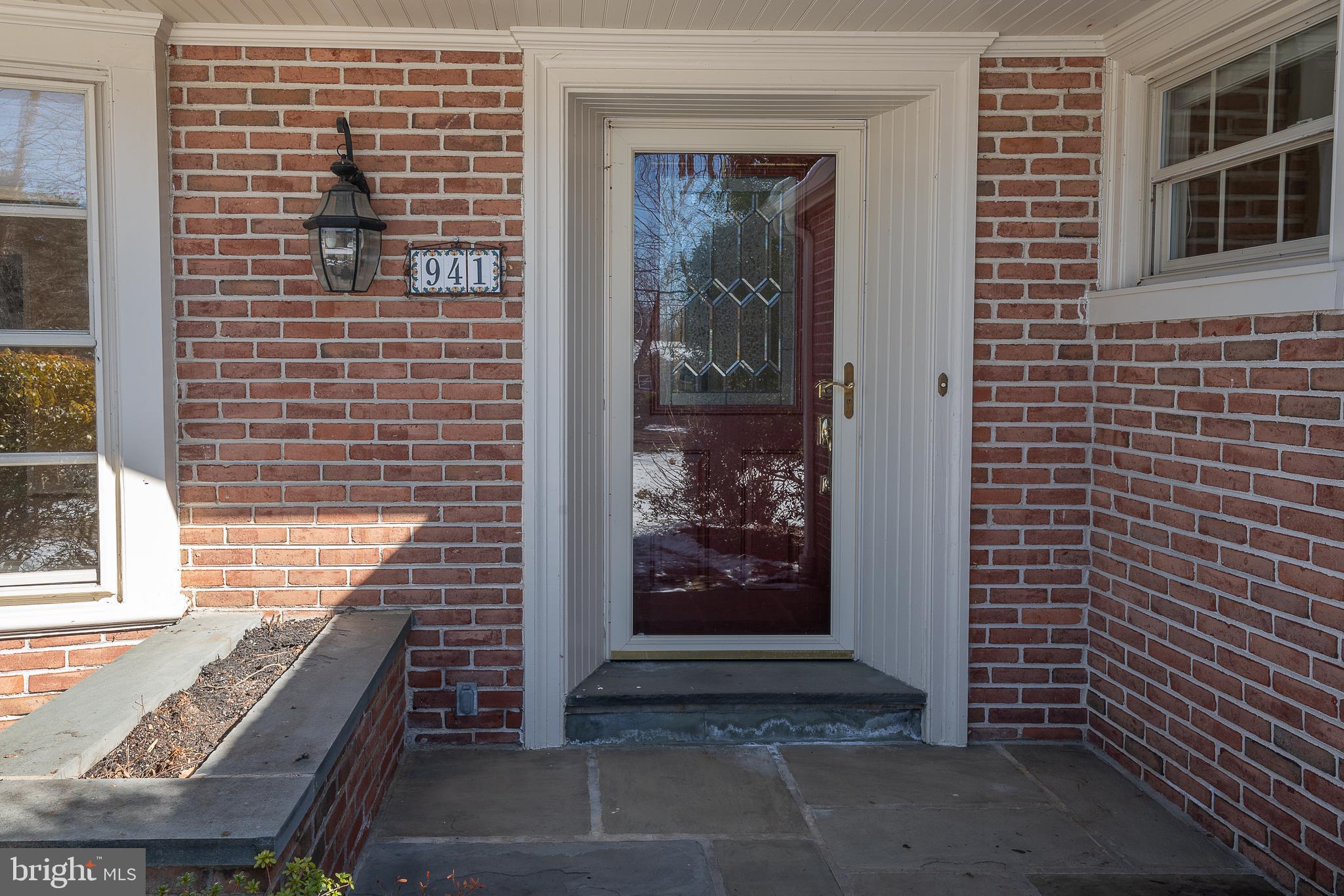 941 Morris Ave