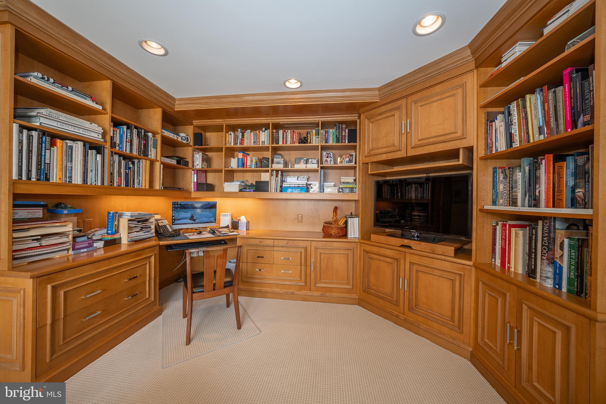 101 Cheswold Ln #2-C