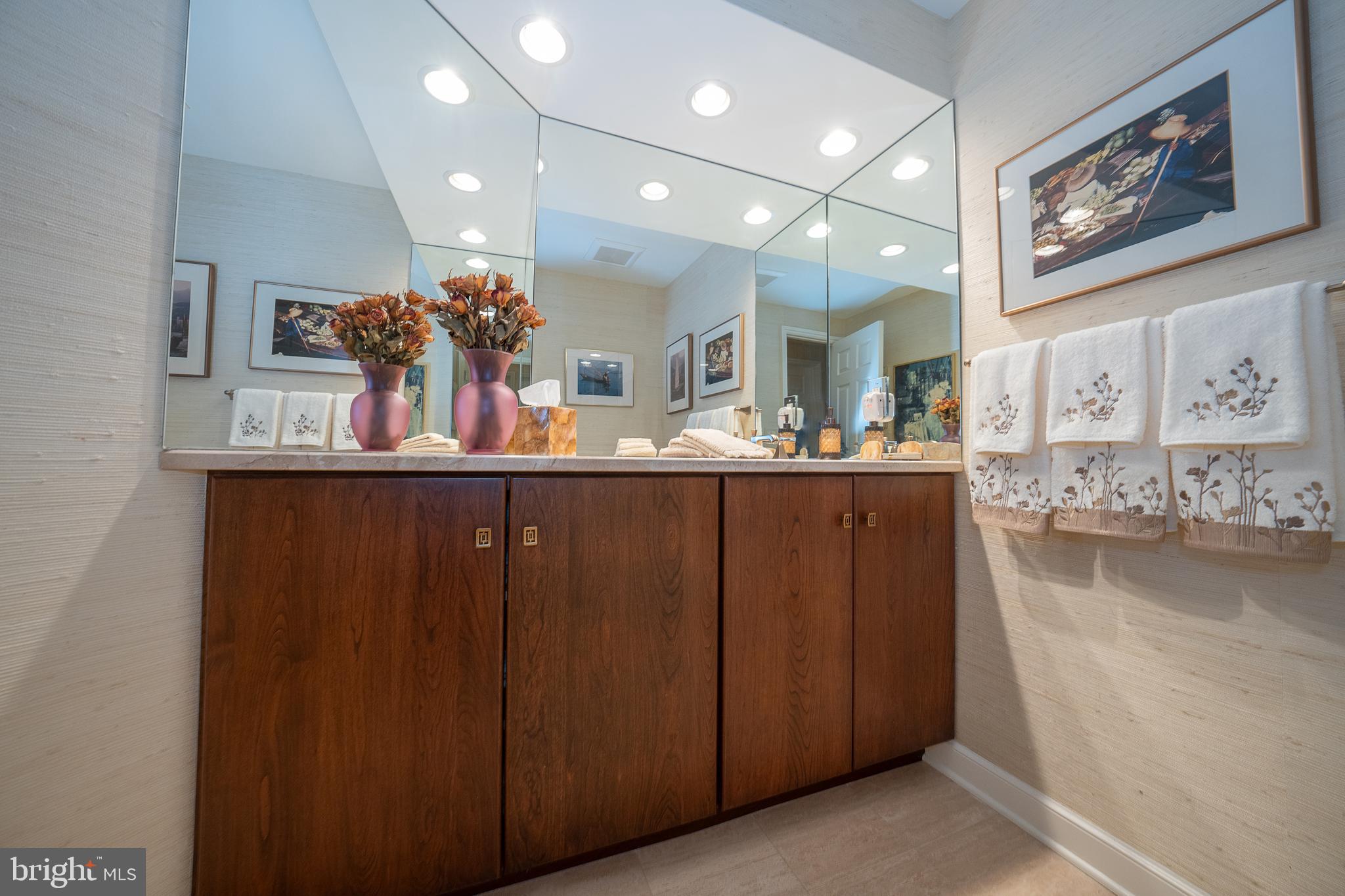 101 Cheswold Ln #2-C