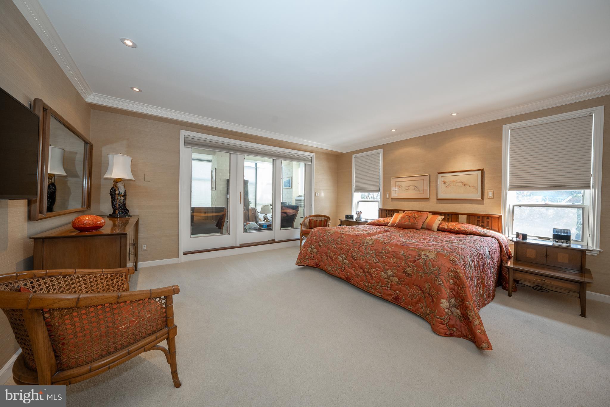 101 Cheswold Ln #2-C