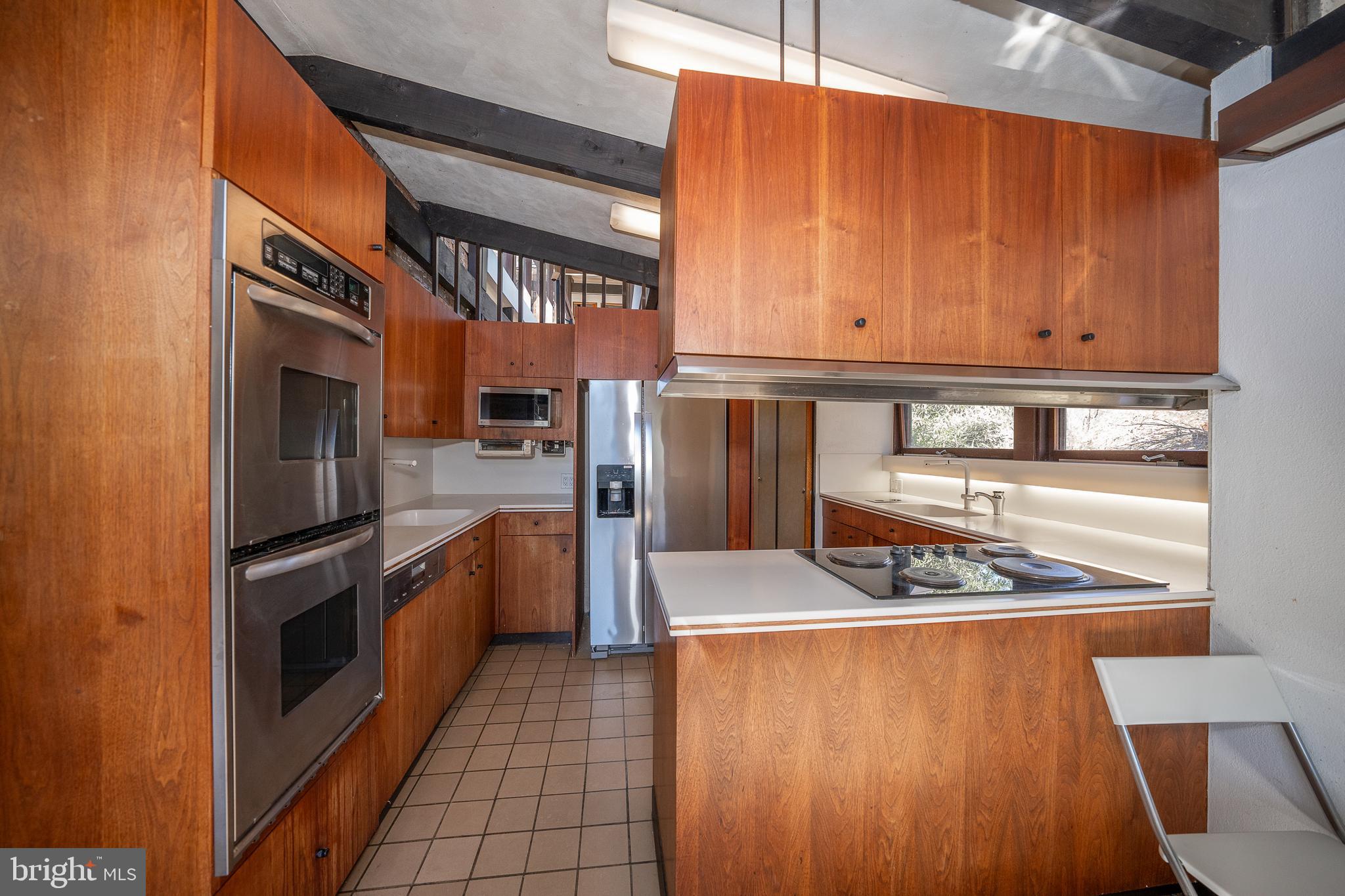 1120 Centennial Rd