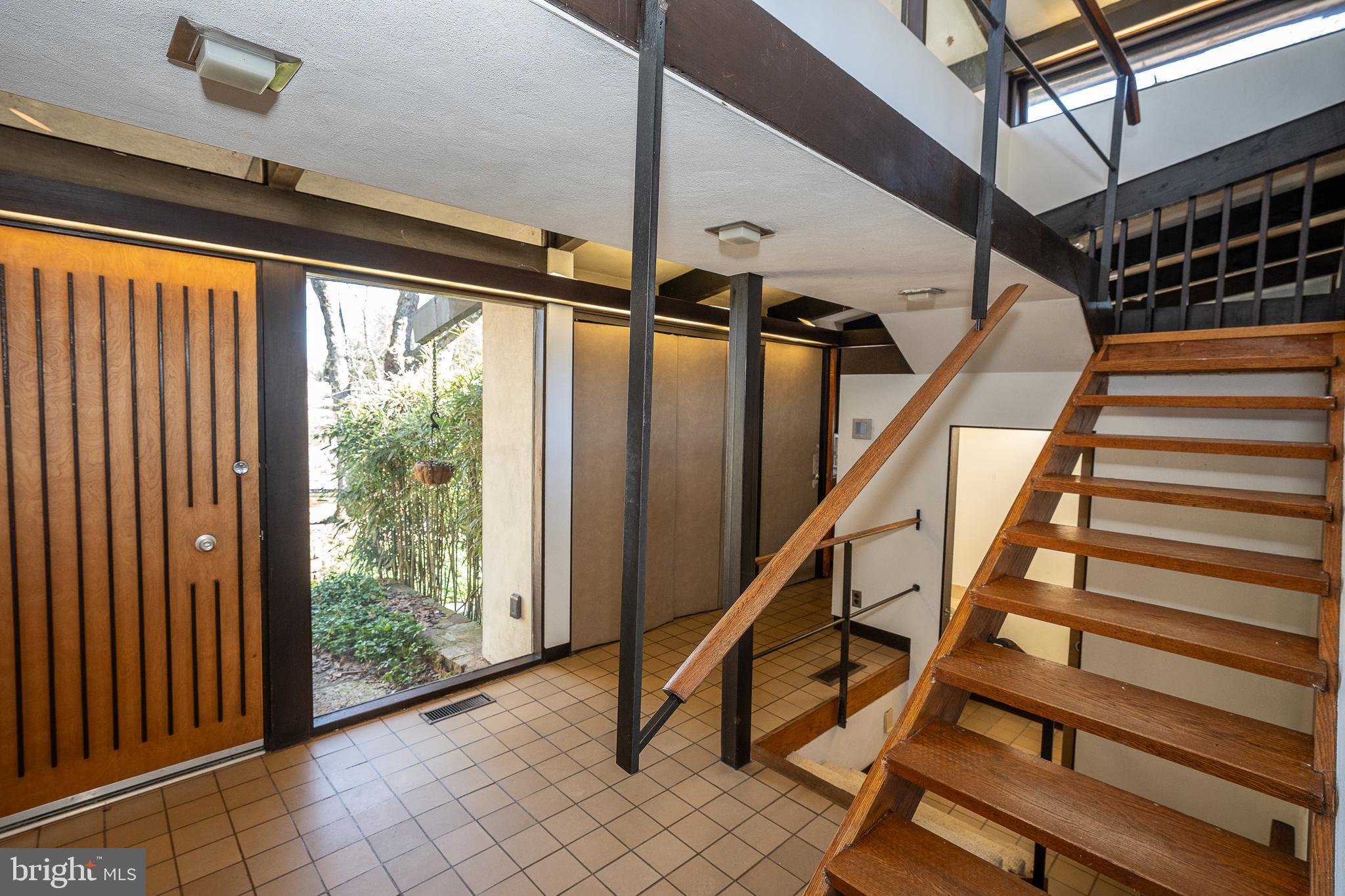 1120 Centennial Rd