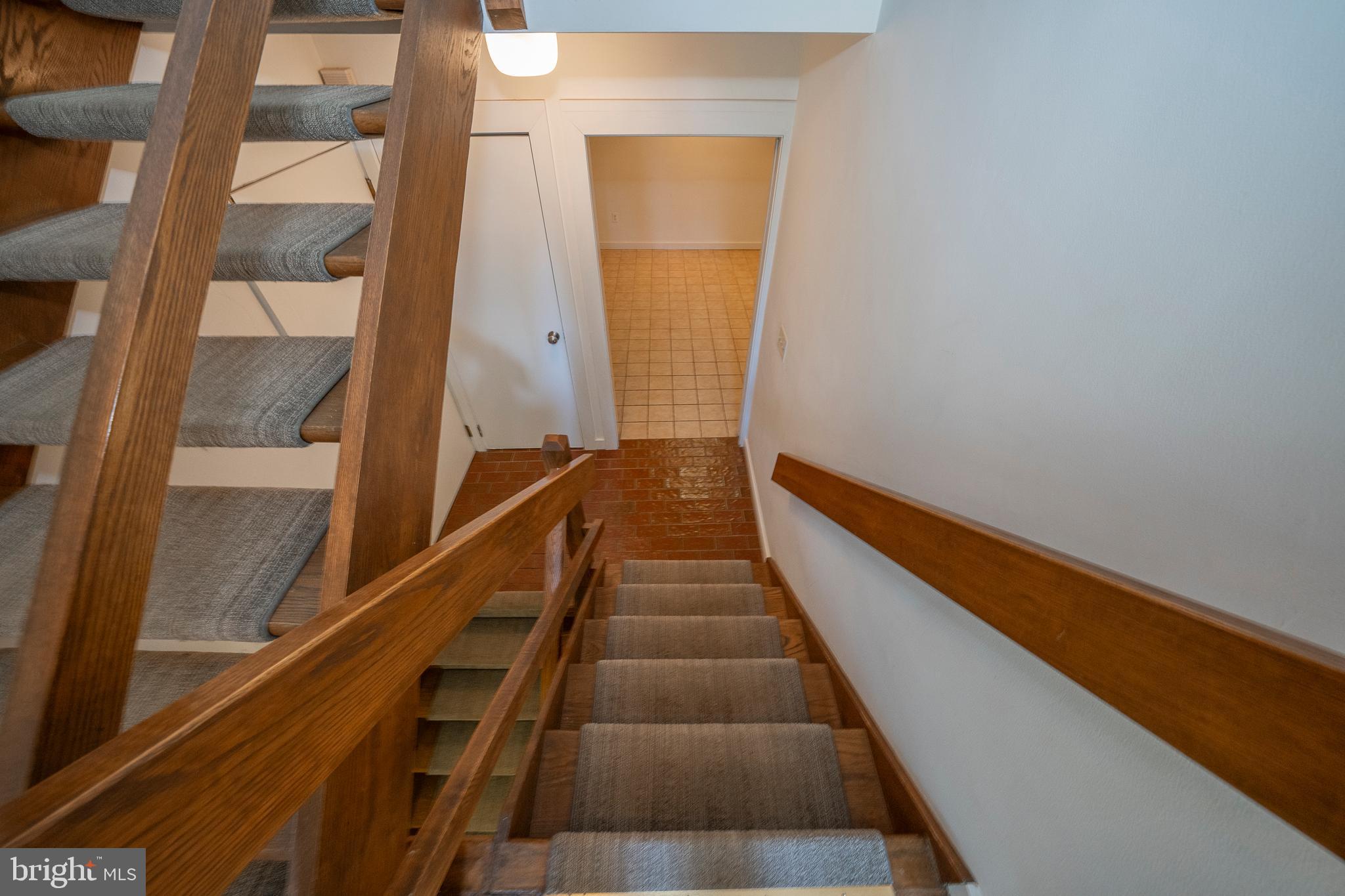 526 N Spring Mill Rd