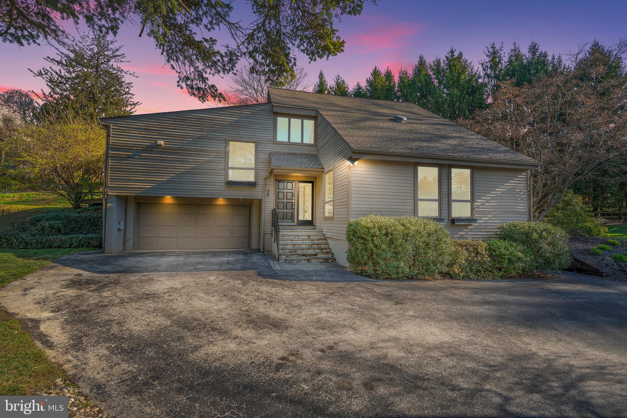 526 N Spring Mill Rd