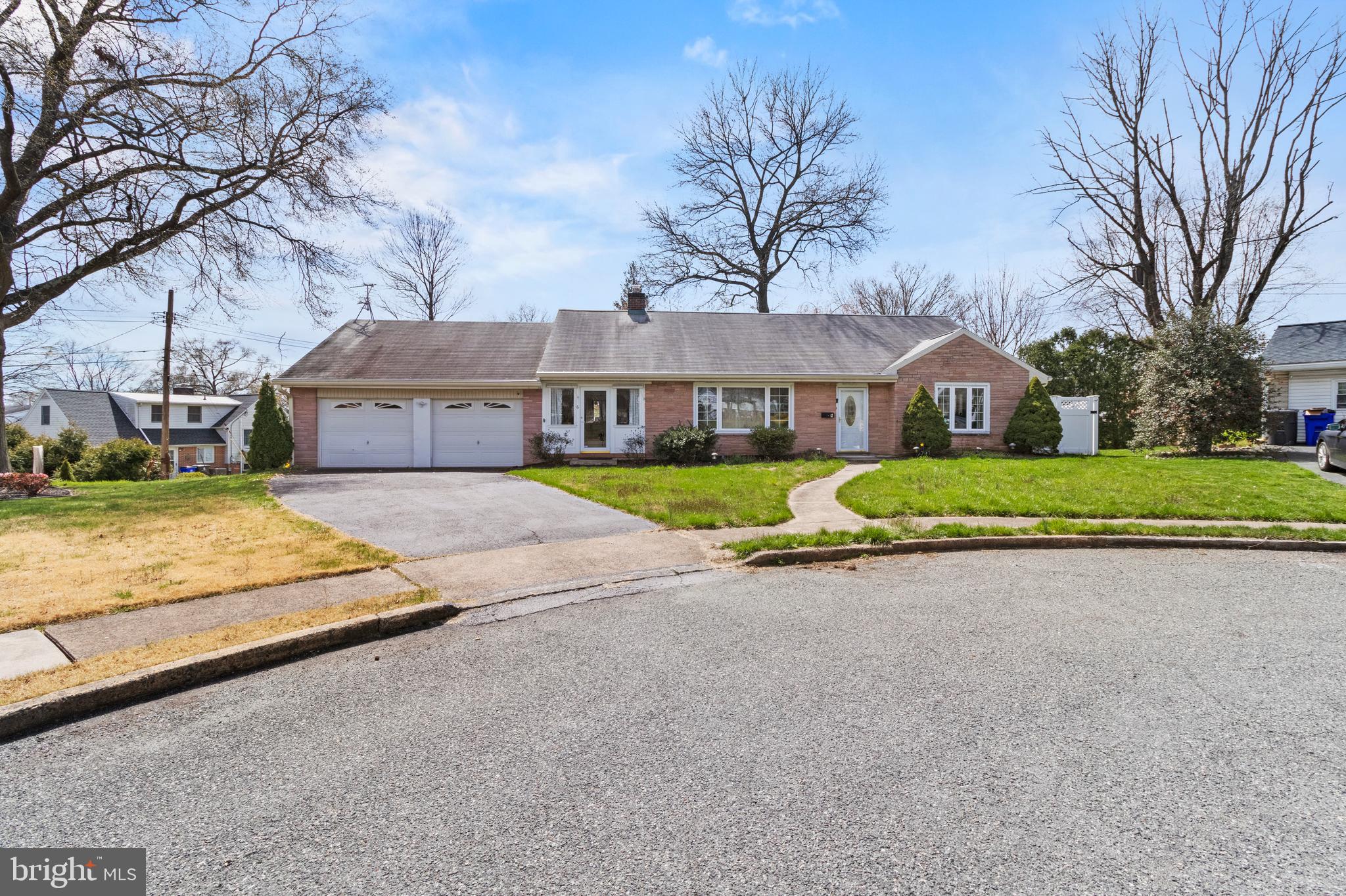 6 Welsh Ct