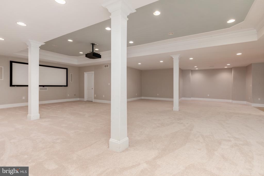 333 Greenbank Rd