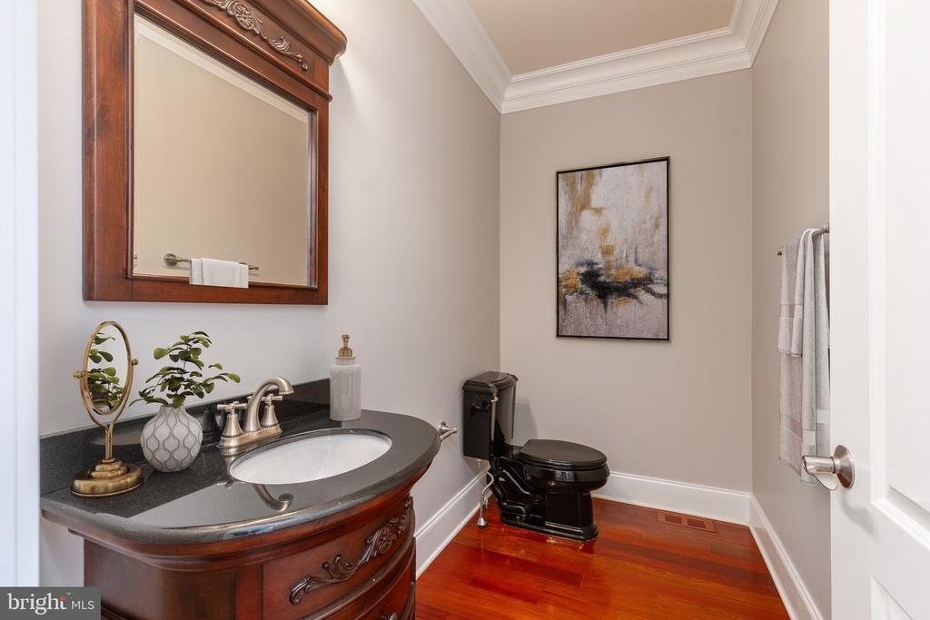 333 Greenbank Rd