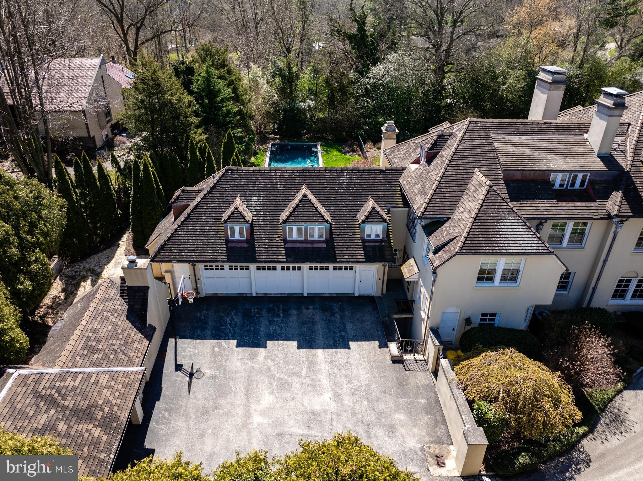 1301 Lafayette Rd