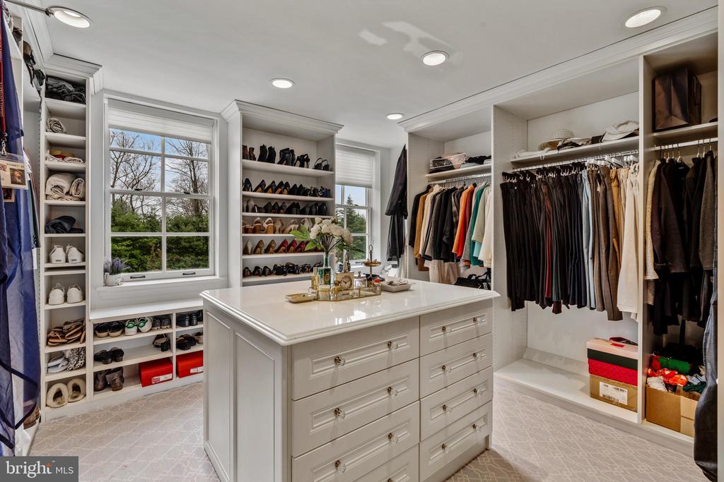 1301 Lafayette Rd
