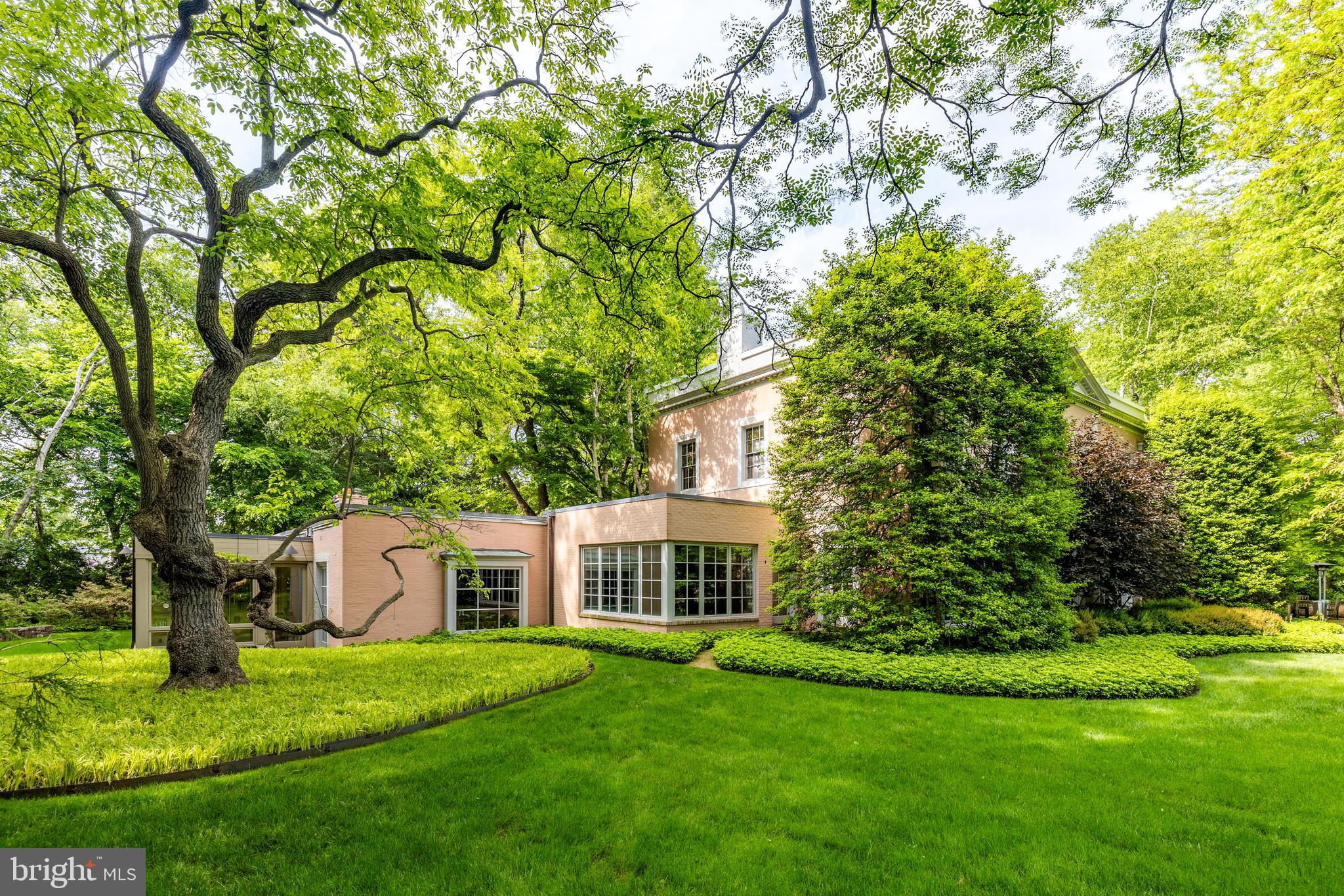 340 Fishers Rd