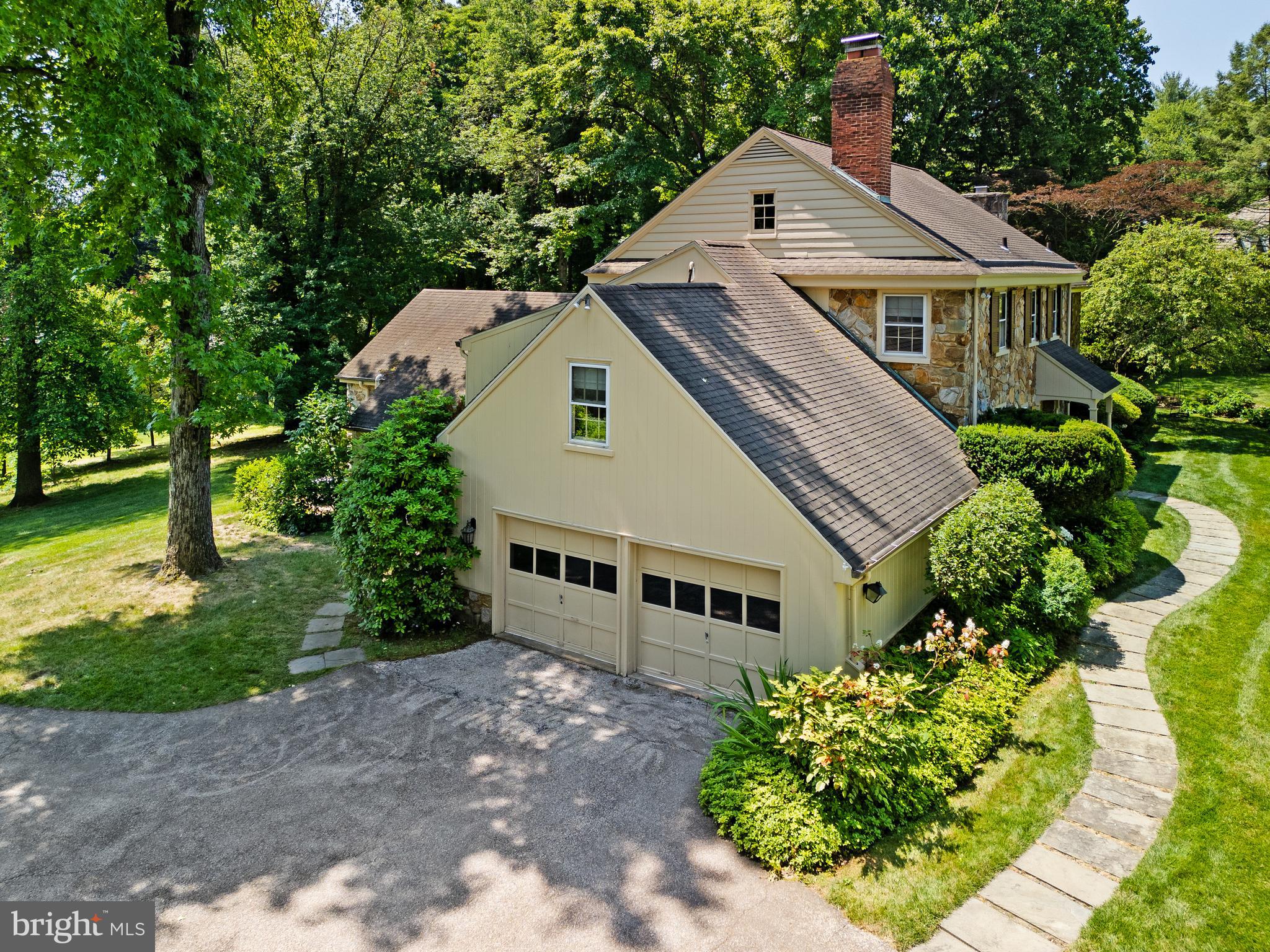 1409 Beaumont Dr