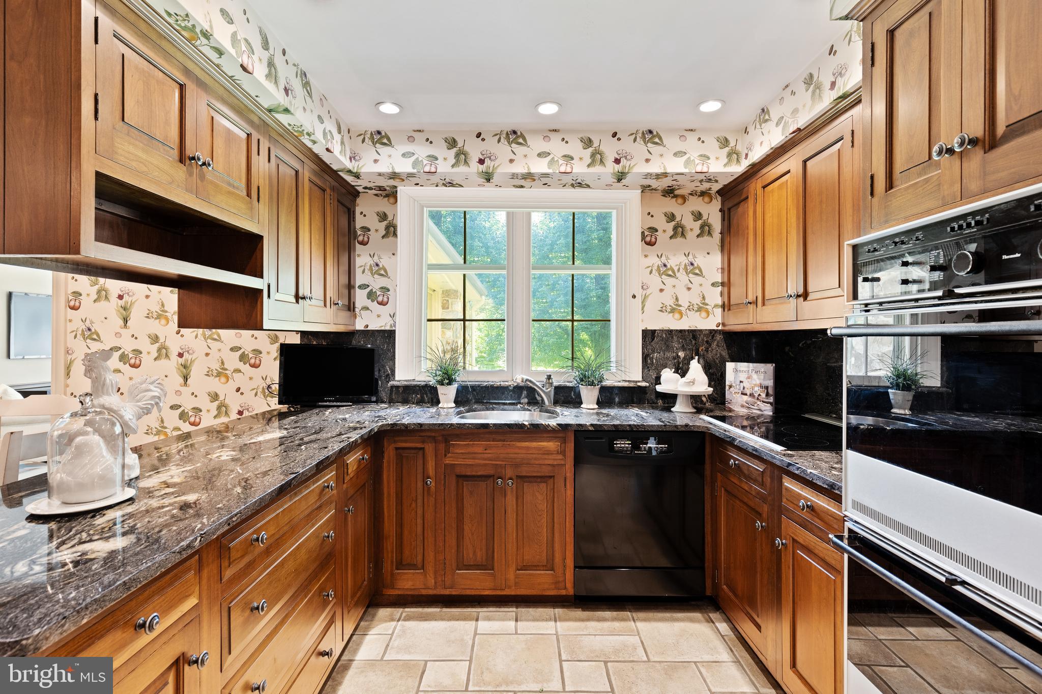 1409 Beaumont Dr