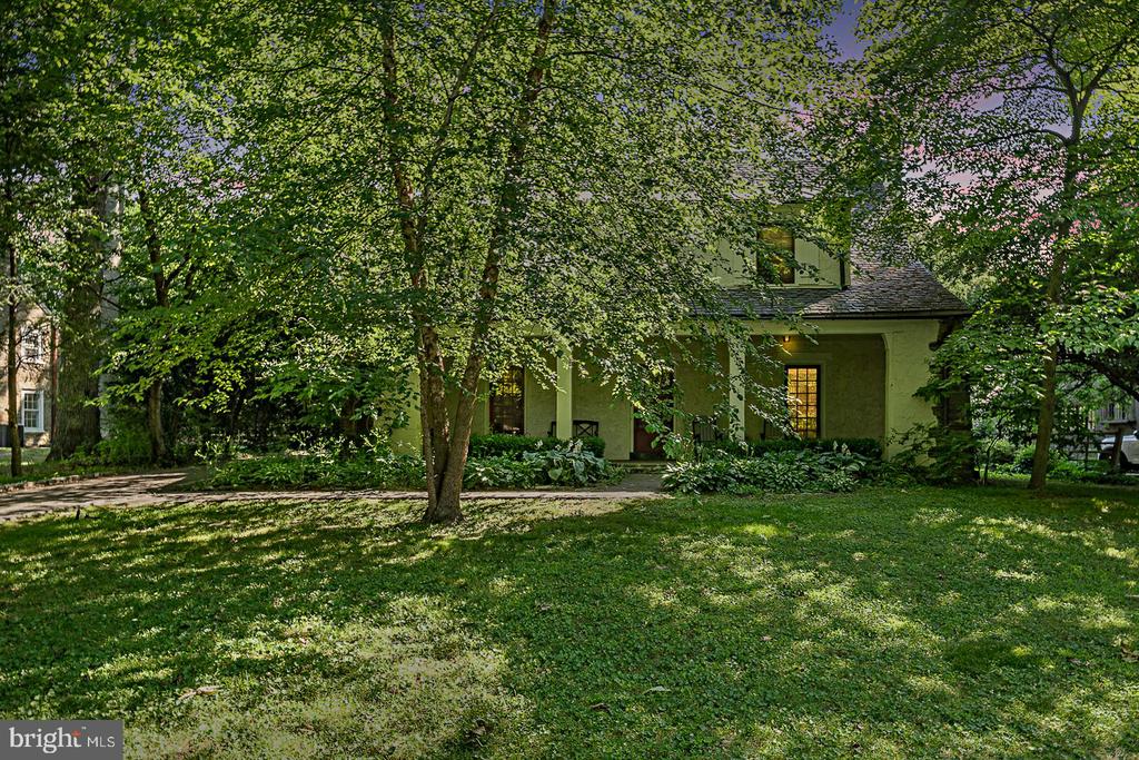 615 Sussex Rd