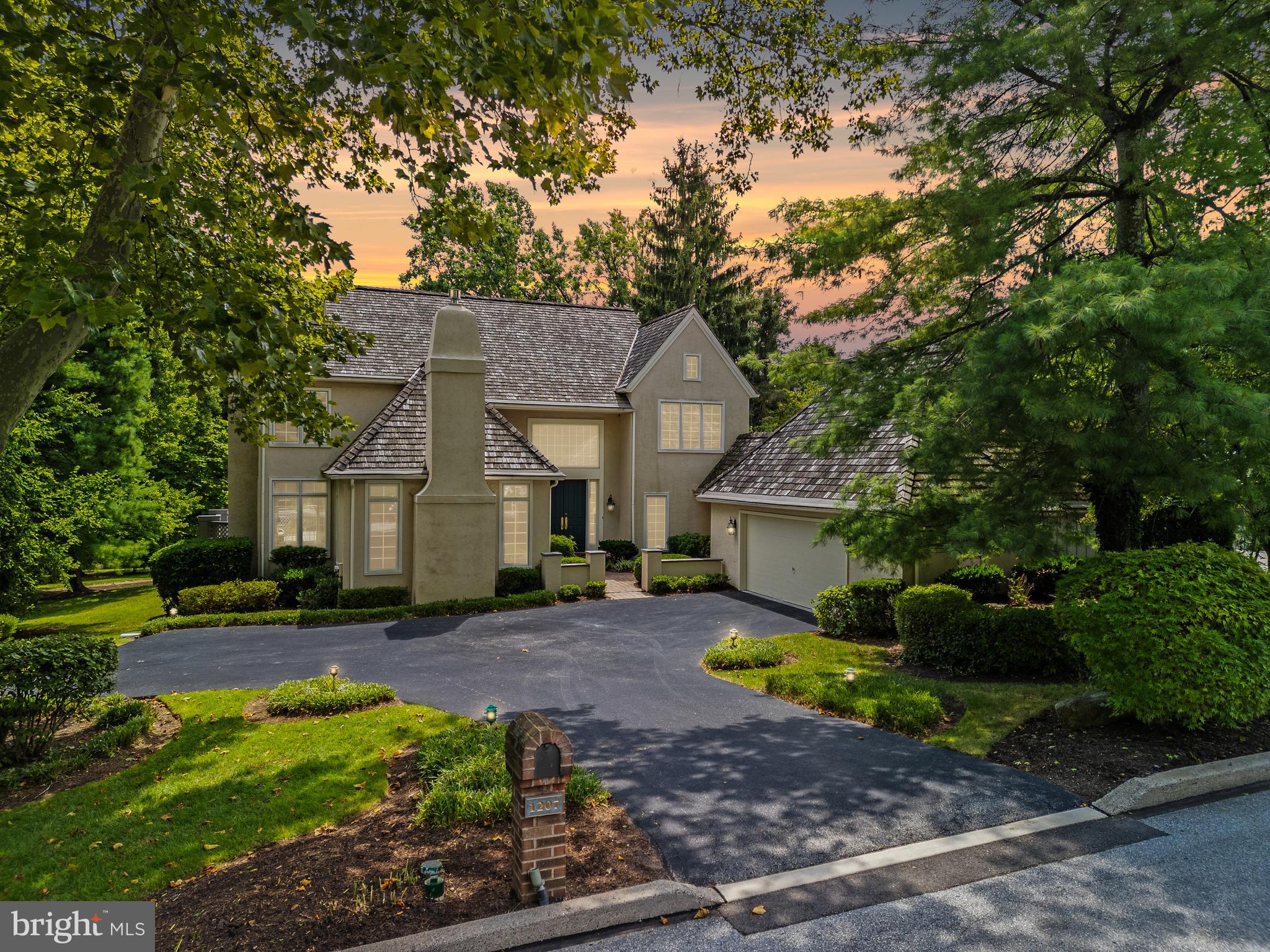 1207 Denbigh Ln