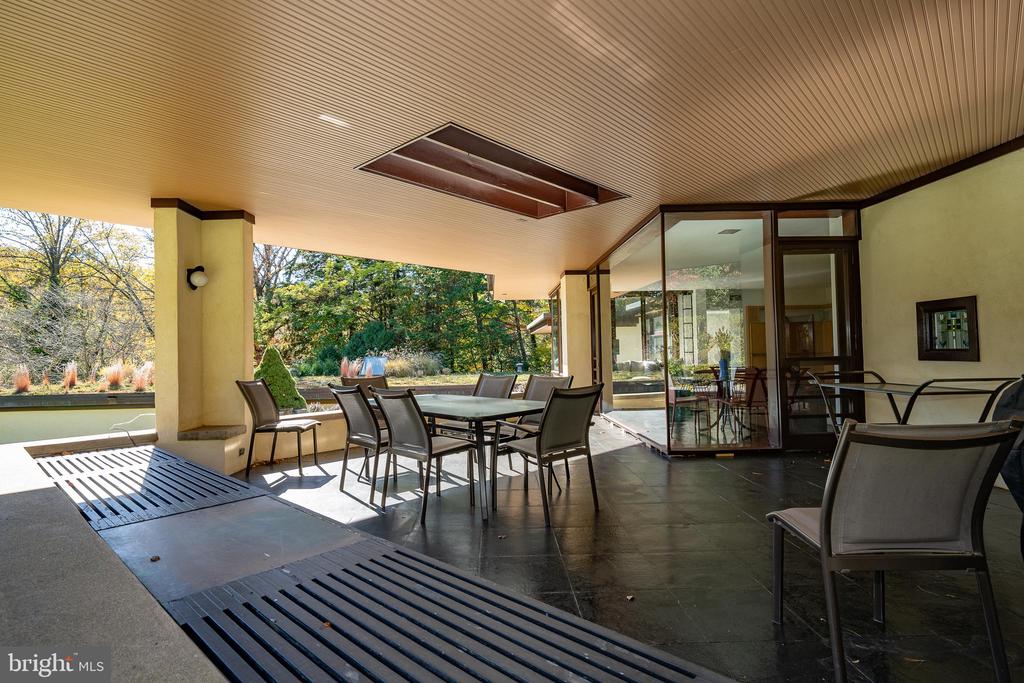 51 Crosby Brown Rd