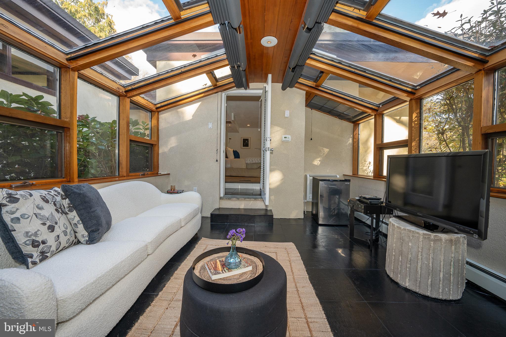 51 Crosby Brown Rd