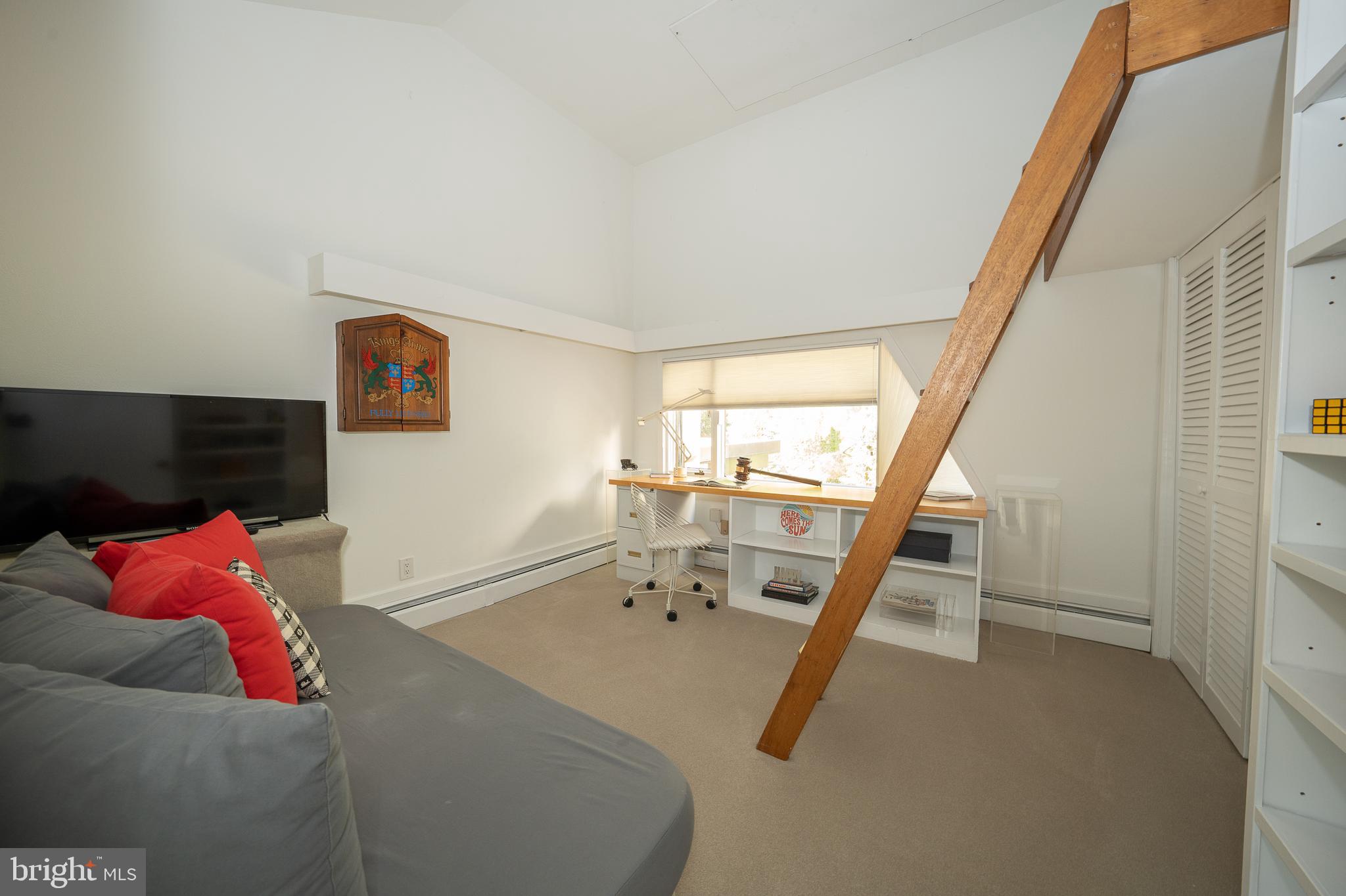 51 Crosby Brown Rd