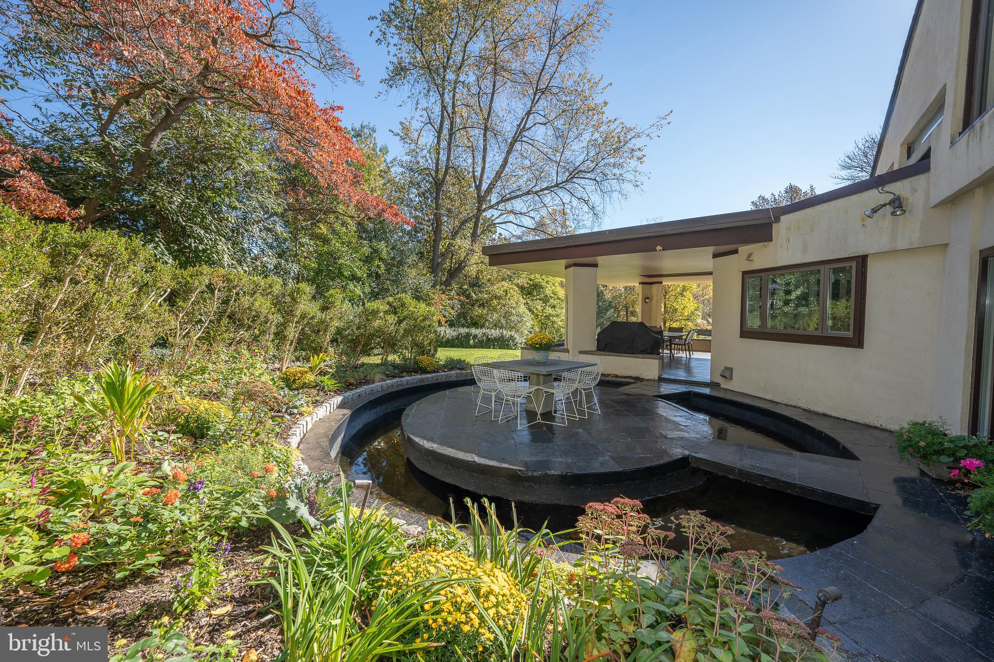 51 Crosby Brown Rd