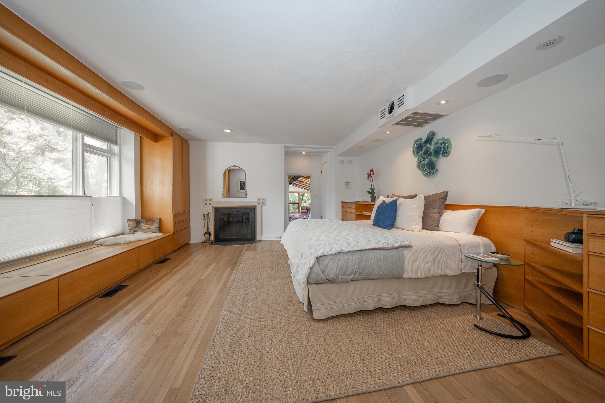 51 Crosby Brown Rd