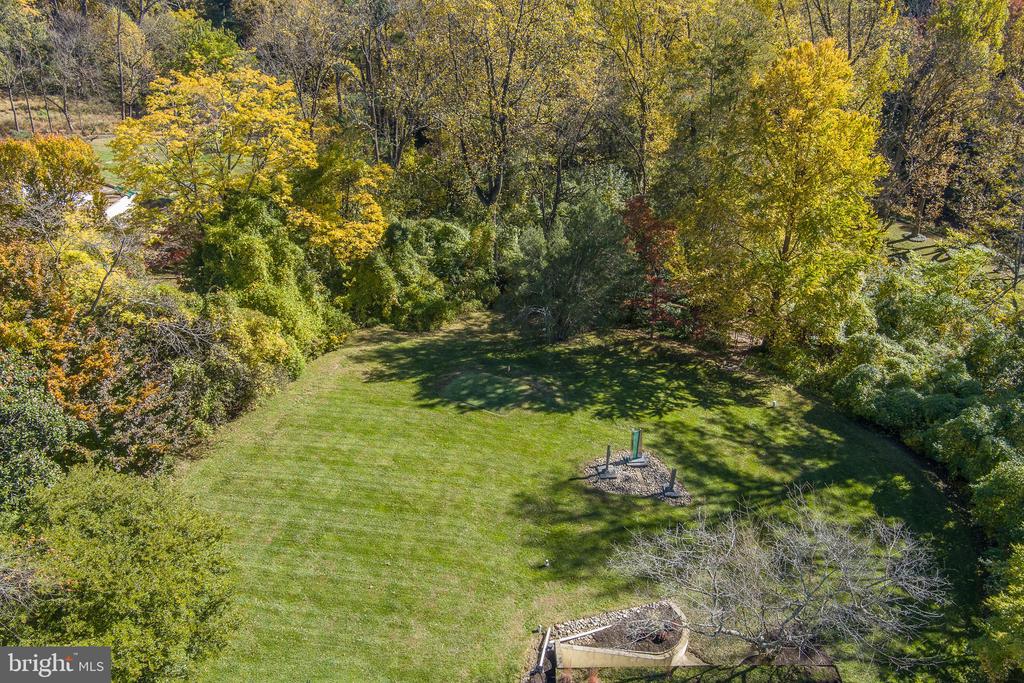 51 Crosby Brown Rd