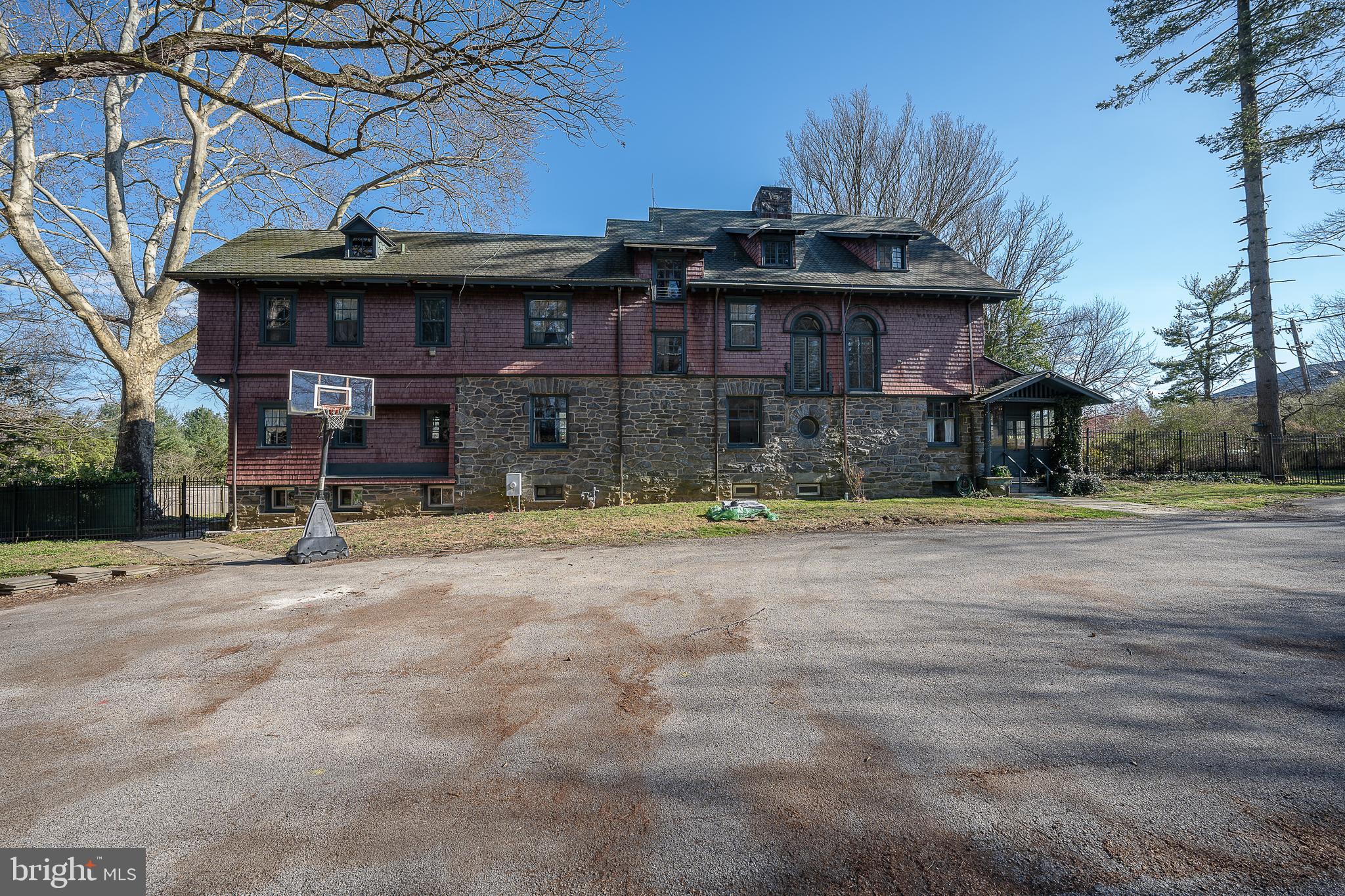 1731 County Line Rd
