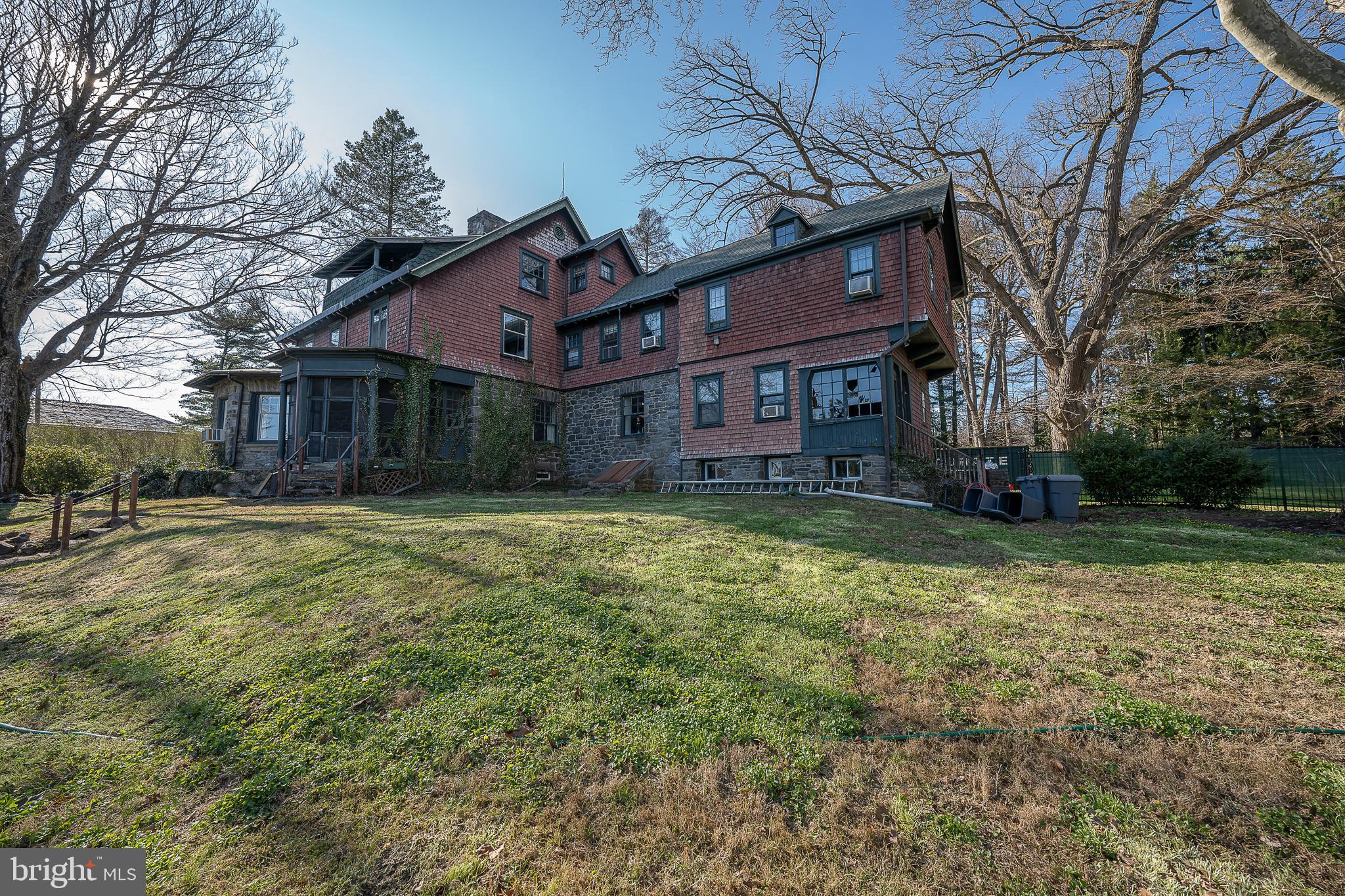 1731 County Line Rd