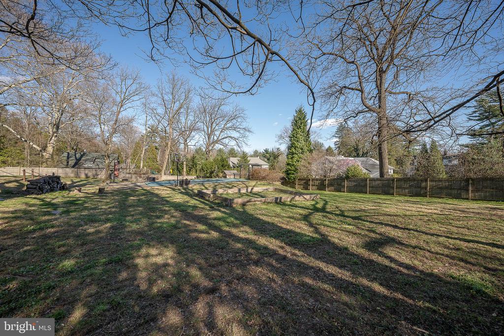 1731 County Line Rd