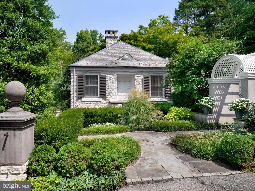 231 Avon Rd