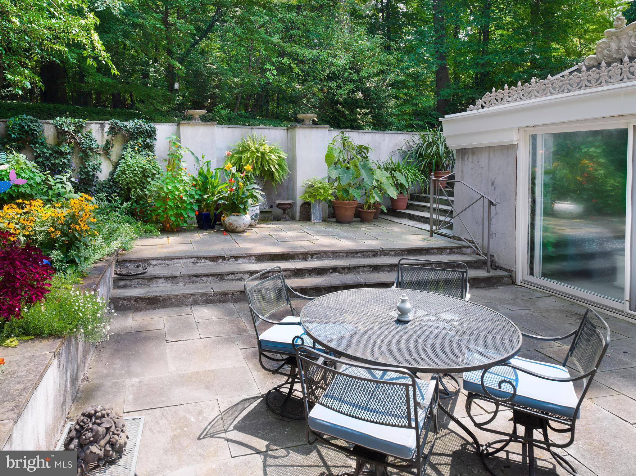 231 Avon Rd
