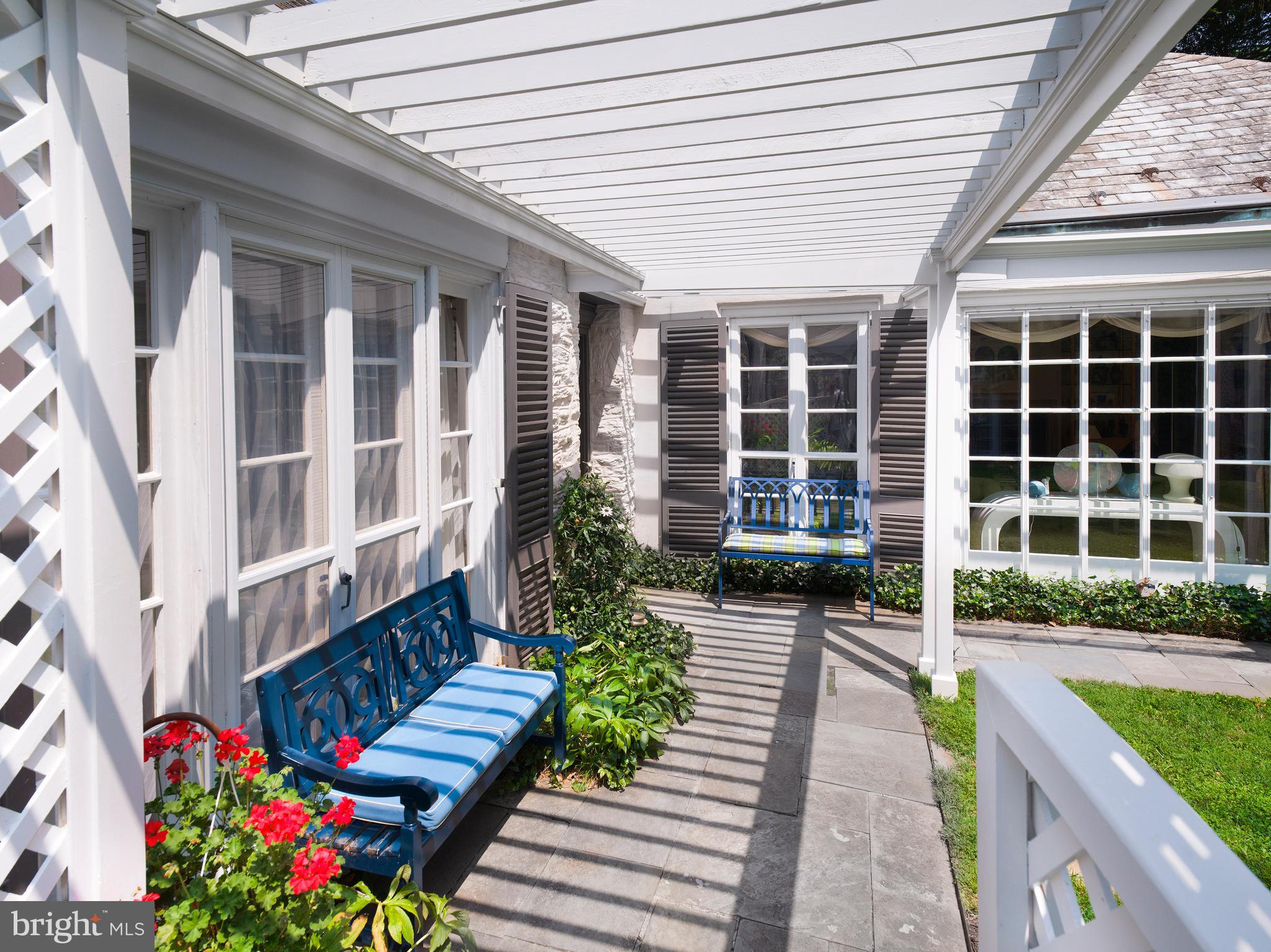 231 Avon Rd