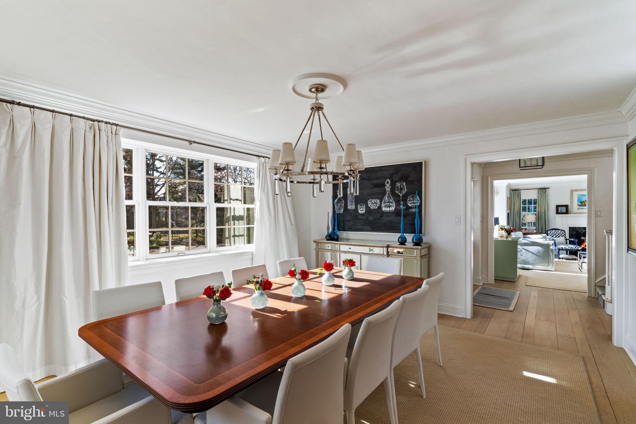 300 Caversham Rd