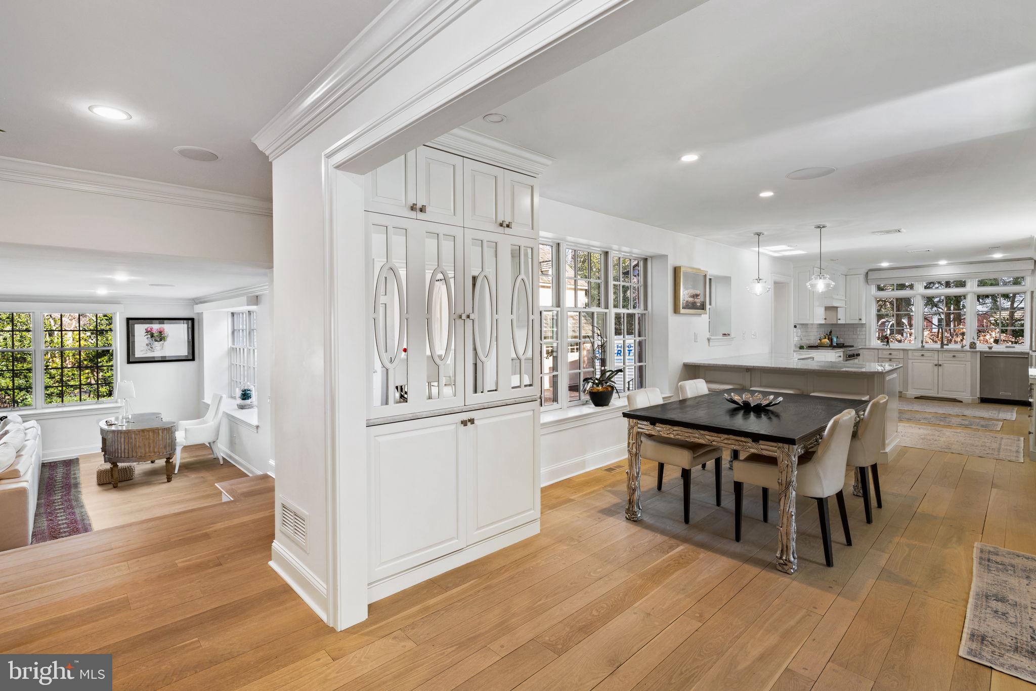 300 Caversham Rd
