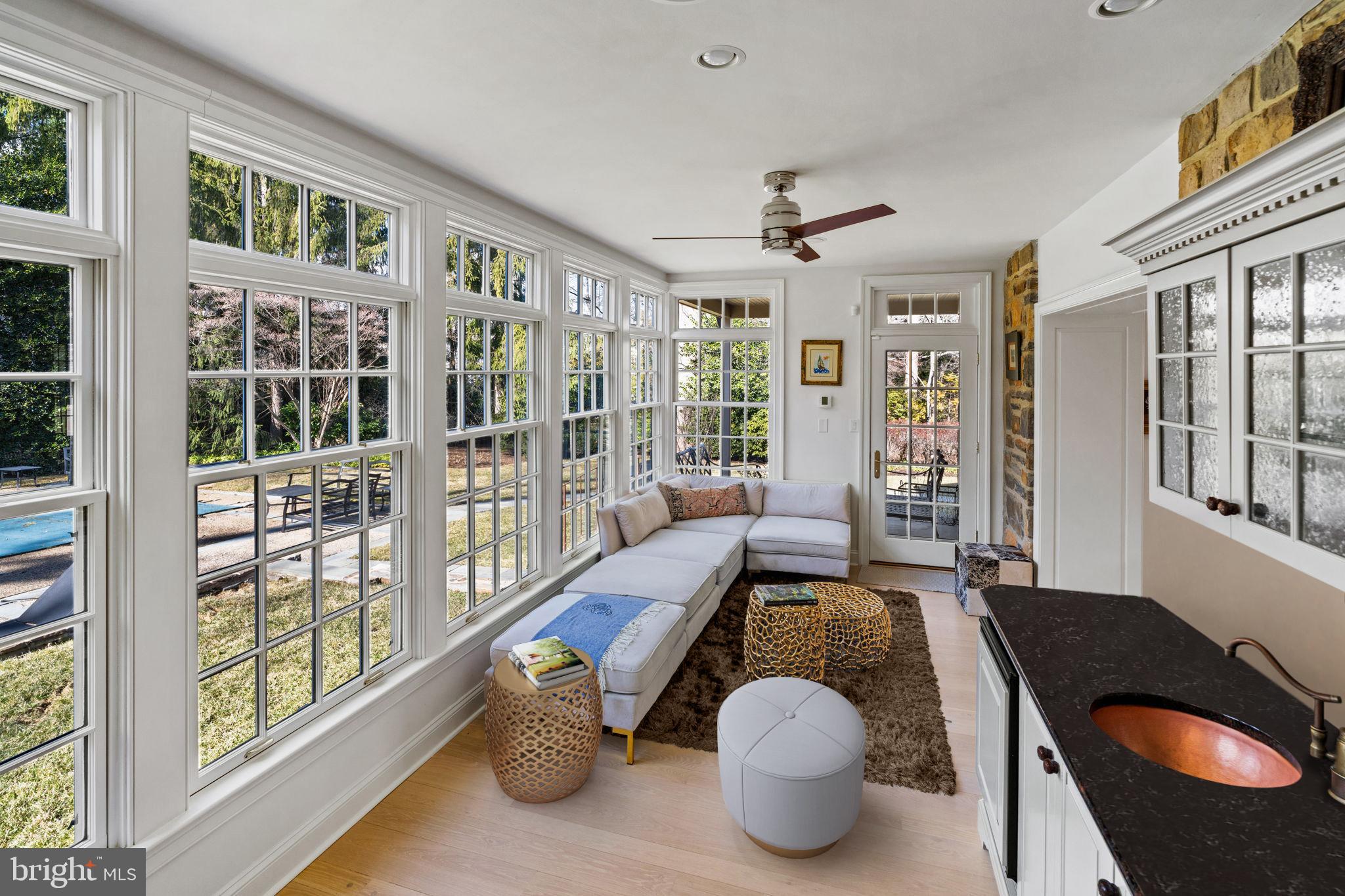 300 Caversham Rd
