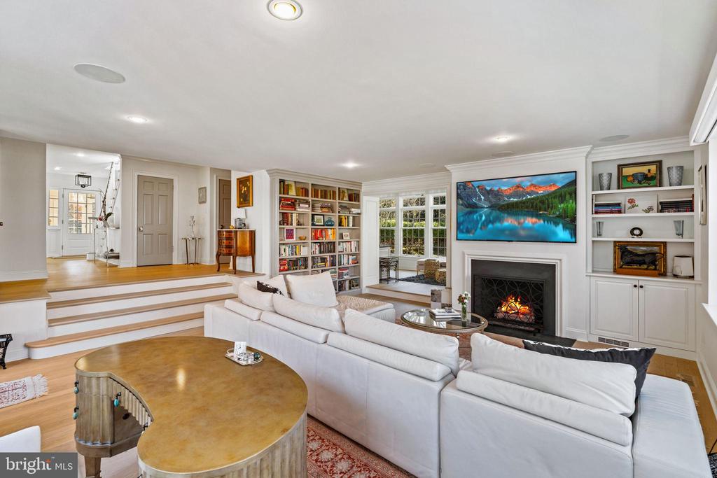 300 Caversham Rd